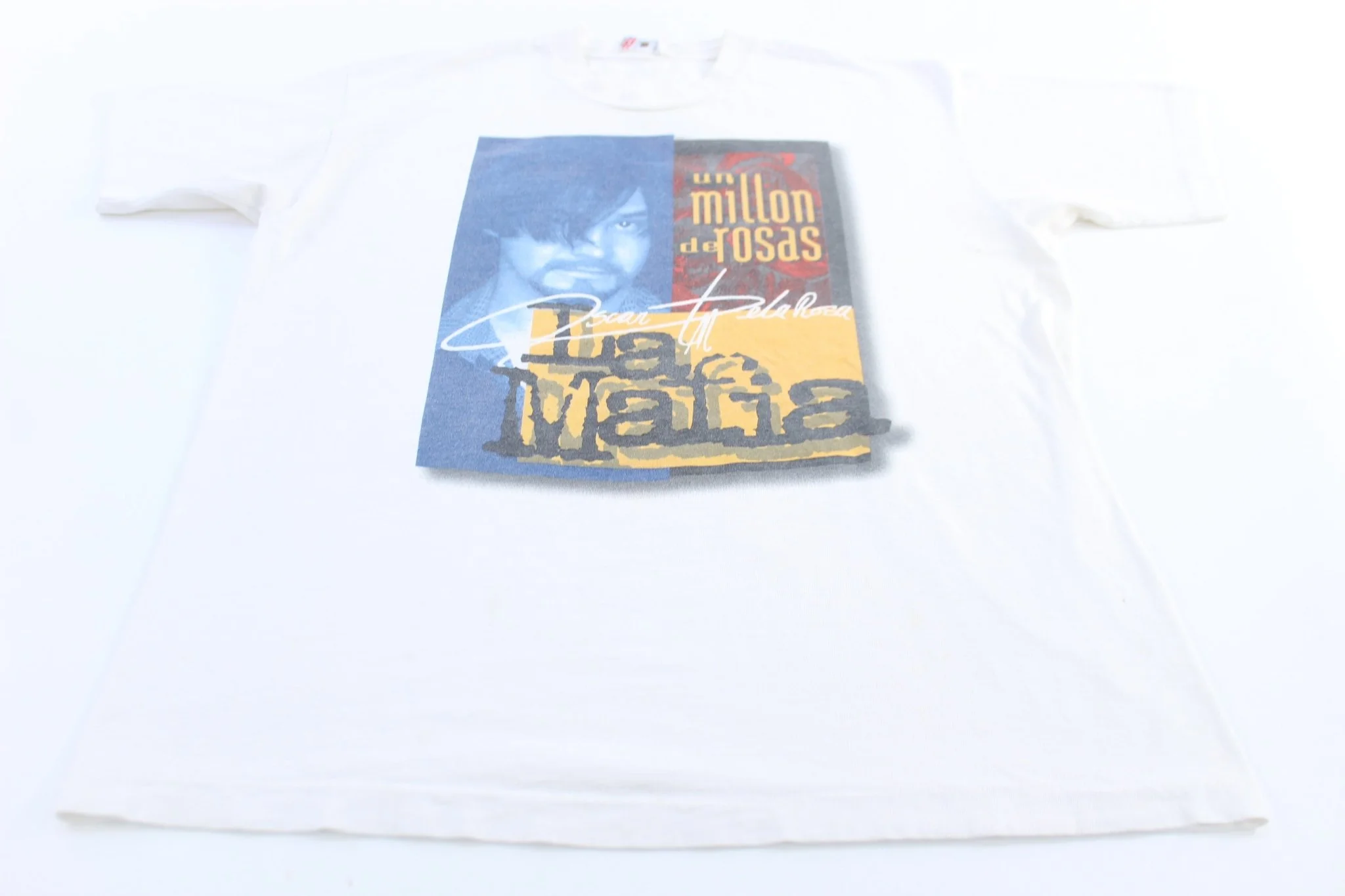 90's Oscar De La Rosa Un Million De Rosas T-Shirt