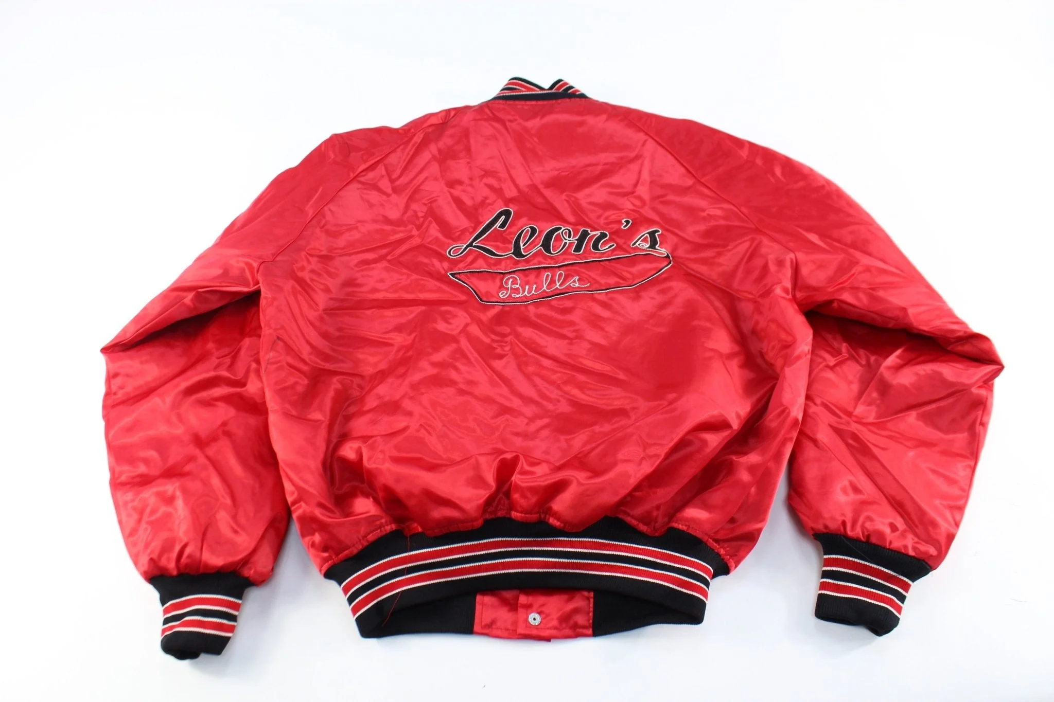 90's Primetime Embroidered Leon's Bulls Bomber Jacket - Image 2