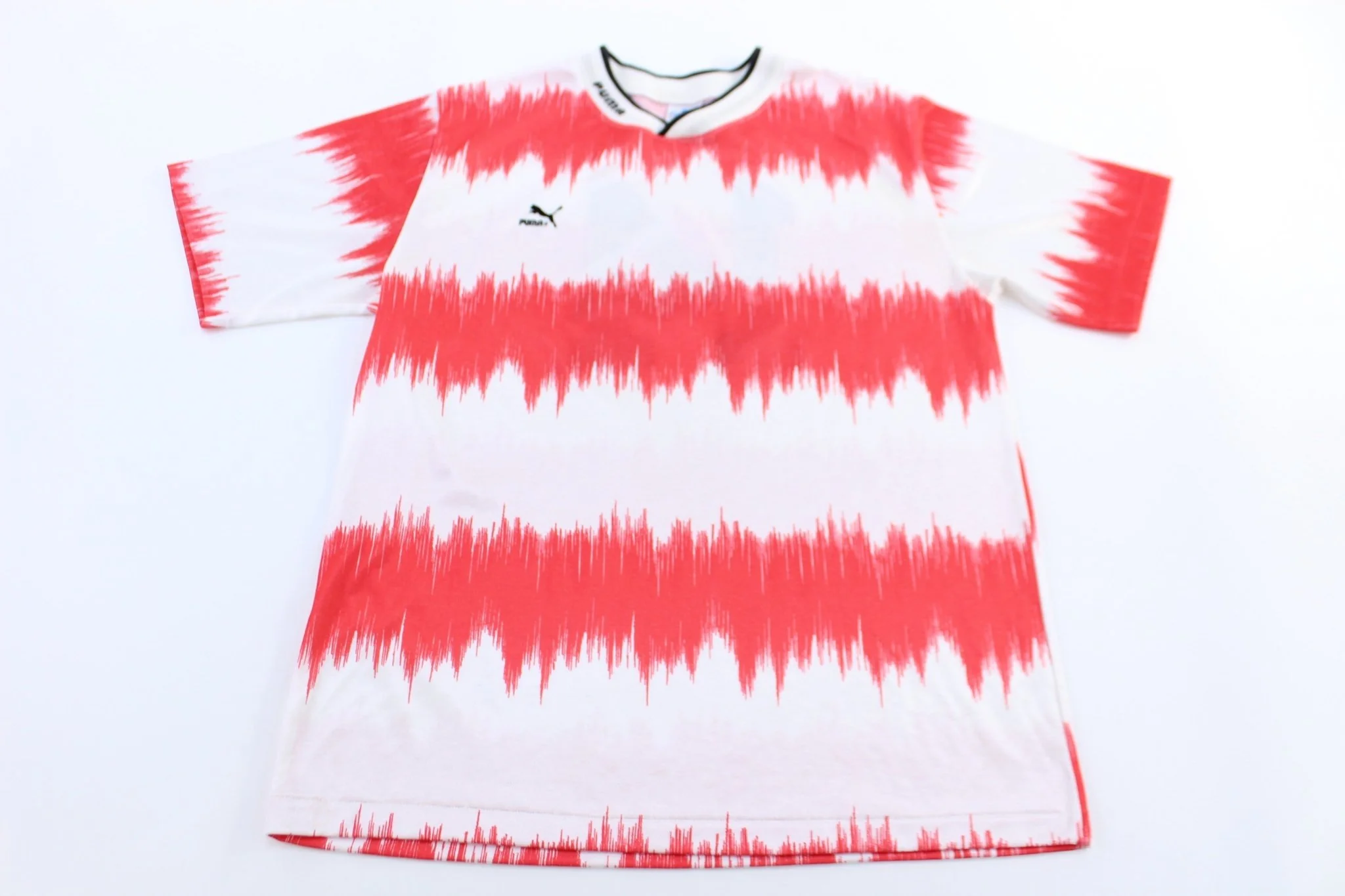 90's Puma Embroidered Logo Soccer Jersey