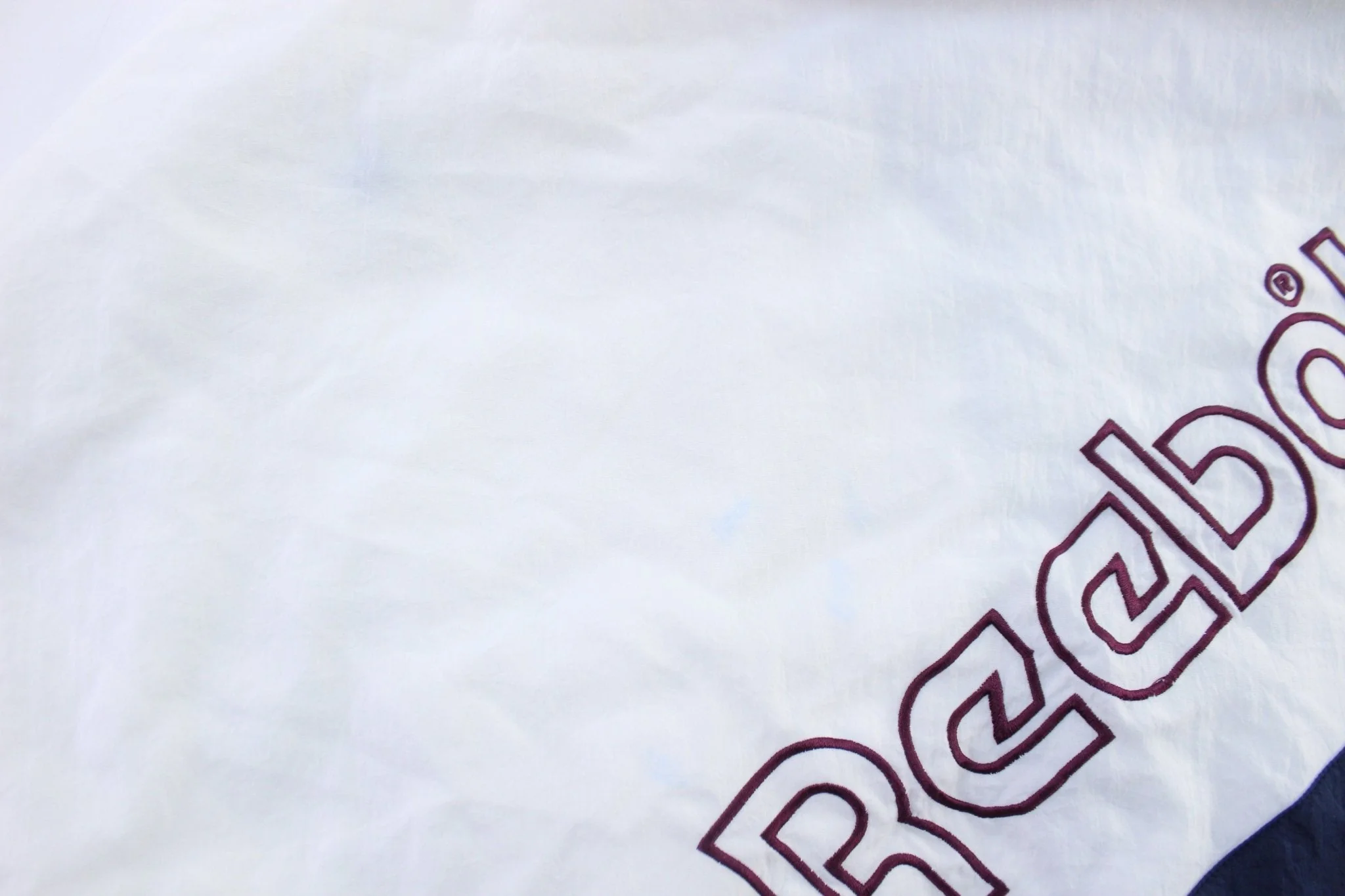 90's Reebok Embroidered Logo Blue & White Slip Zip Up Jacket - Image 3