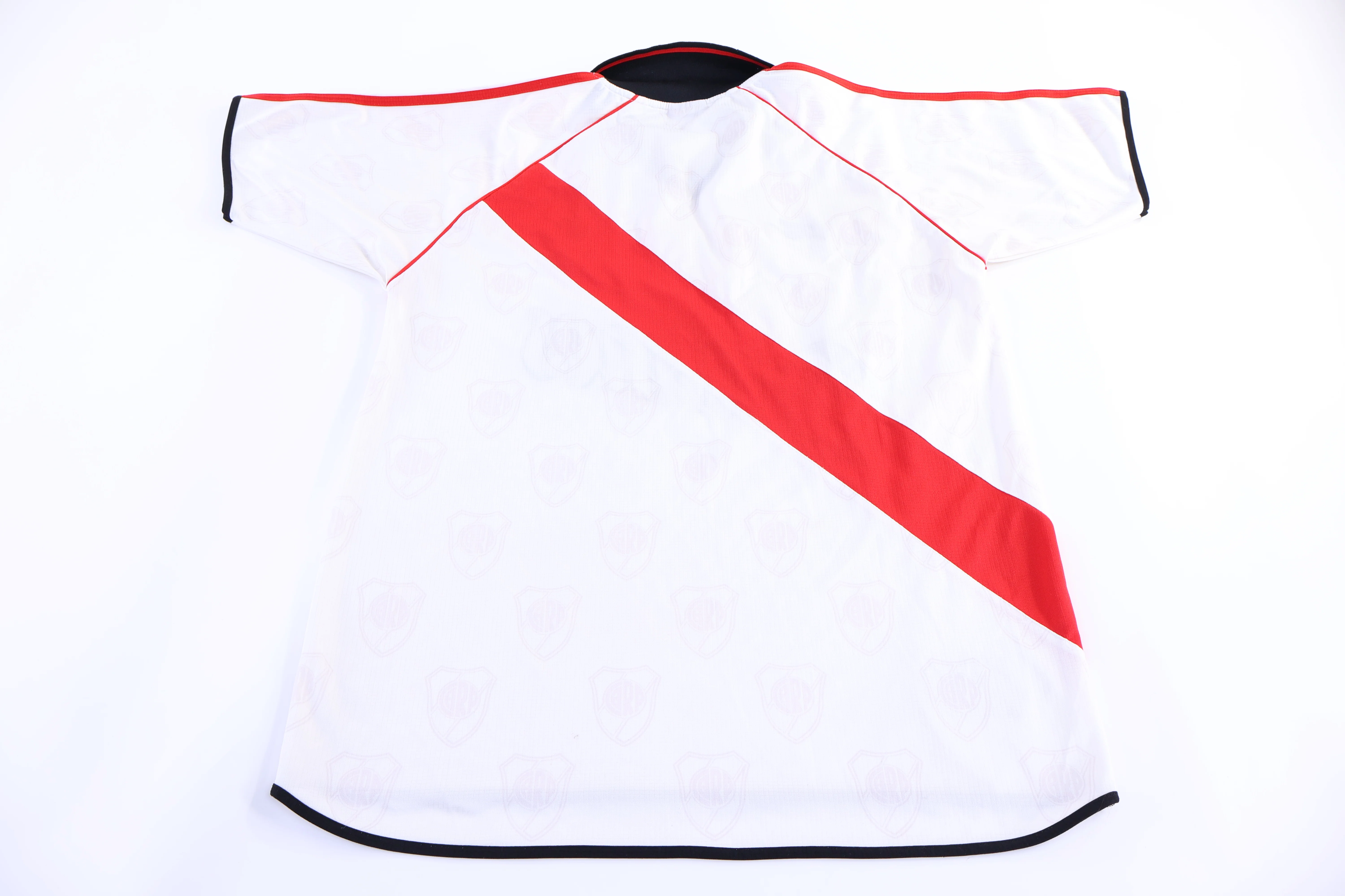 90's River Plate Soccer Jersey - Image 2