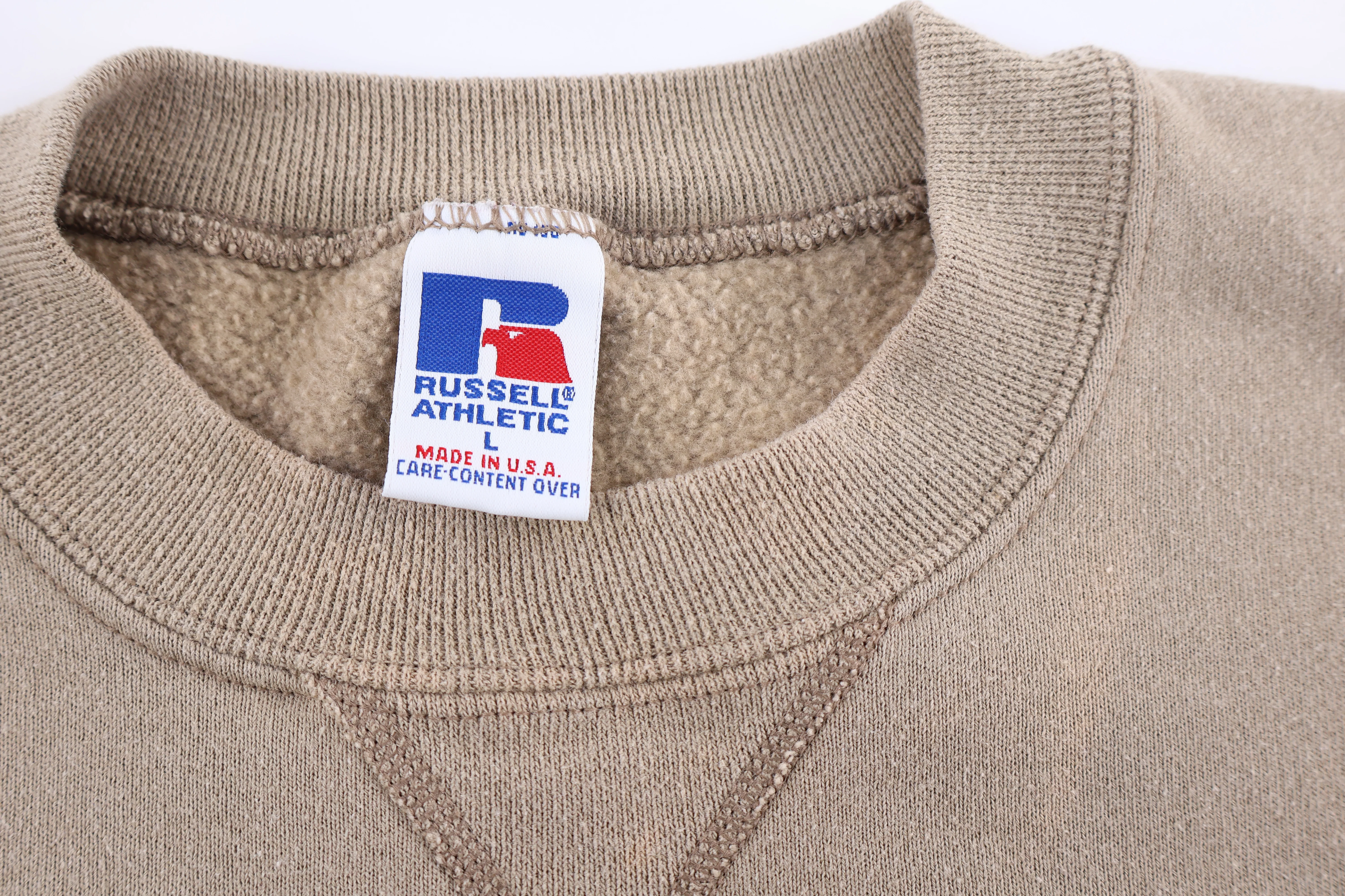 90's Russell Athletic Tan Sweatshirt - Image 4