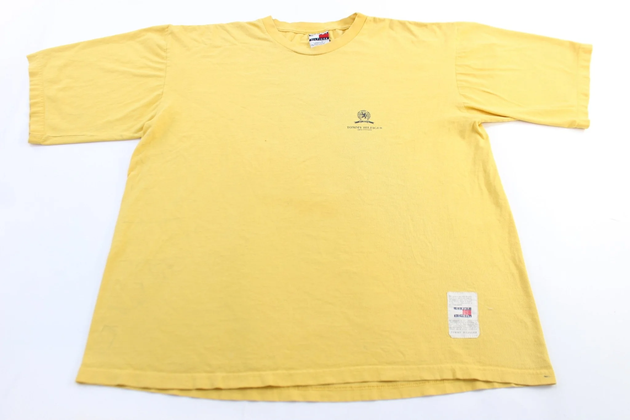 90's Tommy Hiliger Crest Logo Yellow T-Shirt