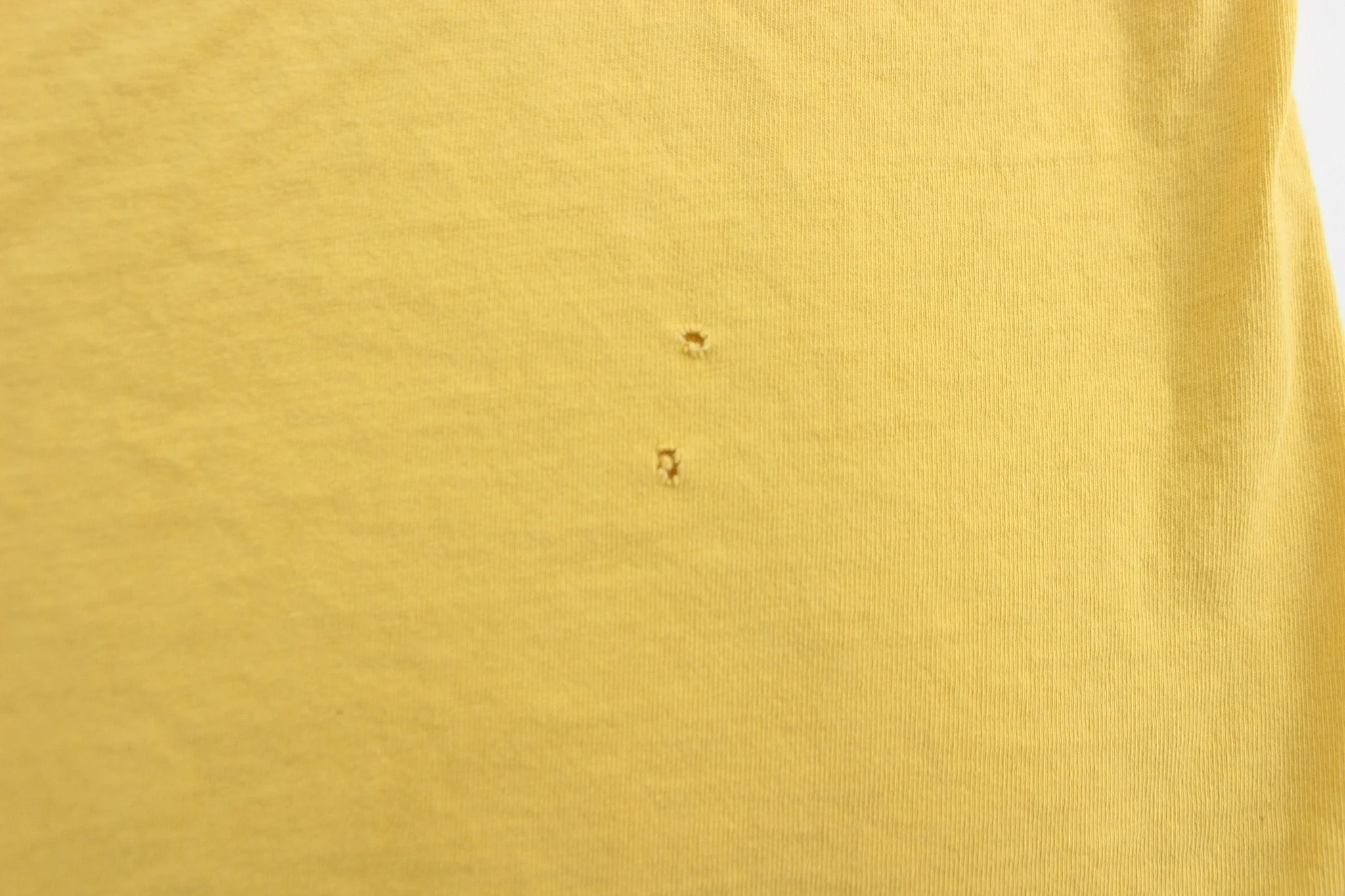 90's Tommy Hiliger Crest Logo Yellow T-Shirt - Image 5