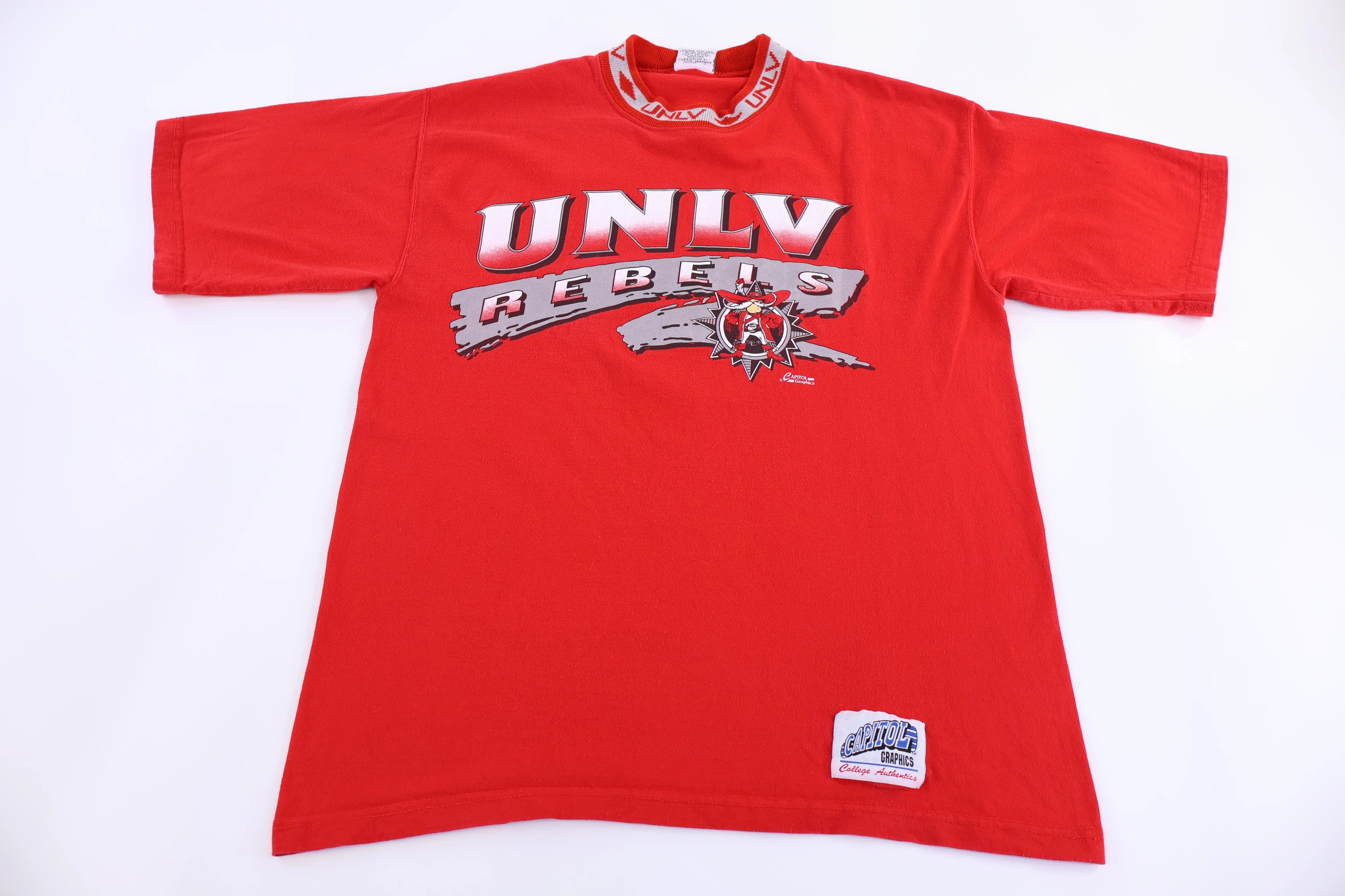 90's University of Nevada Rebels Graphic T-shirt