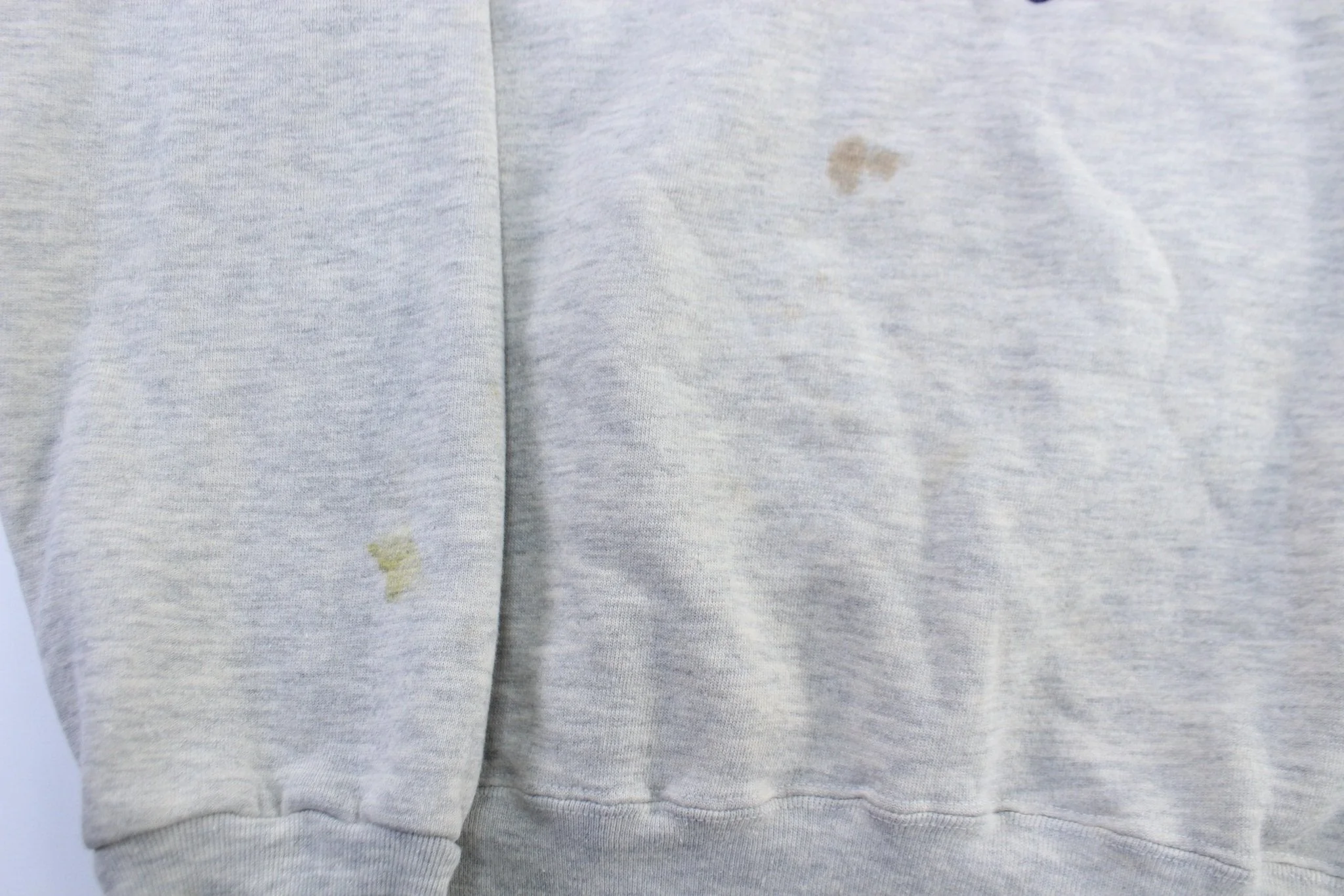 90's University of Notre Dame Champion Sweatshirt - Image 3