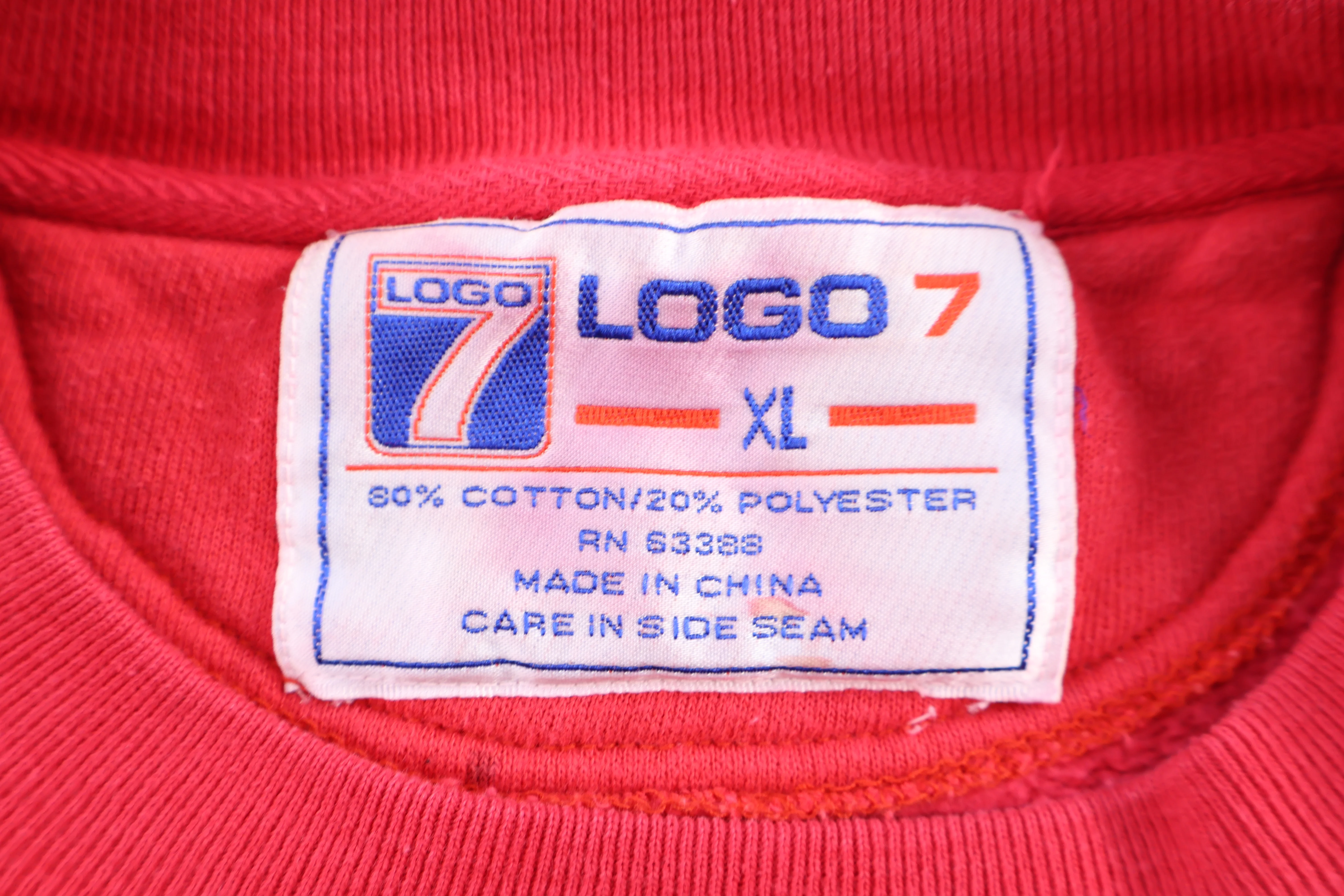 90's University of Wisconsin Sweatshirt - Image 4