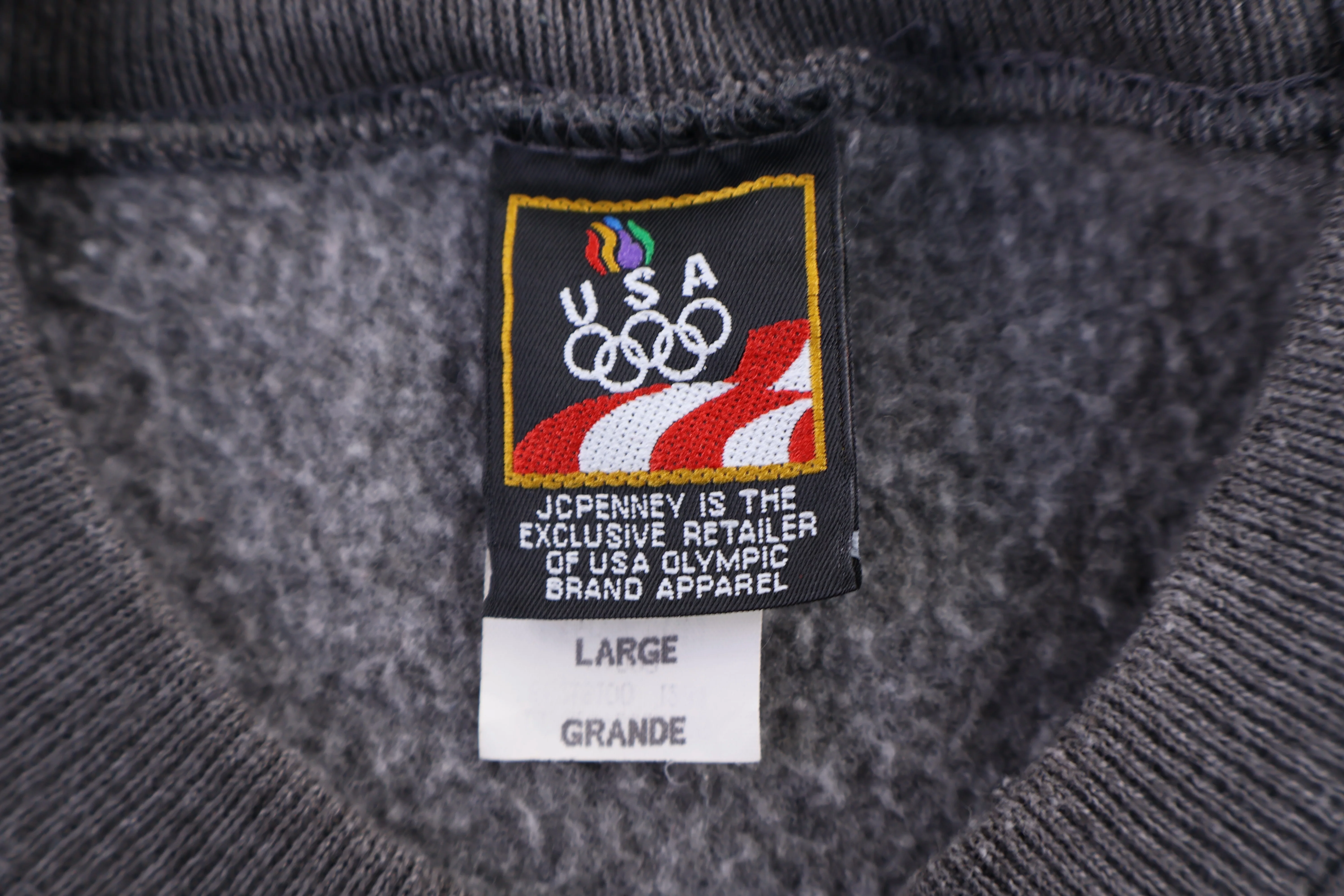 90's USA Olympics Sweatshirt - Image 3