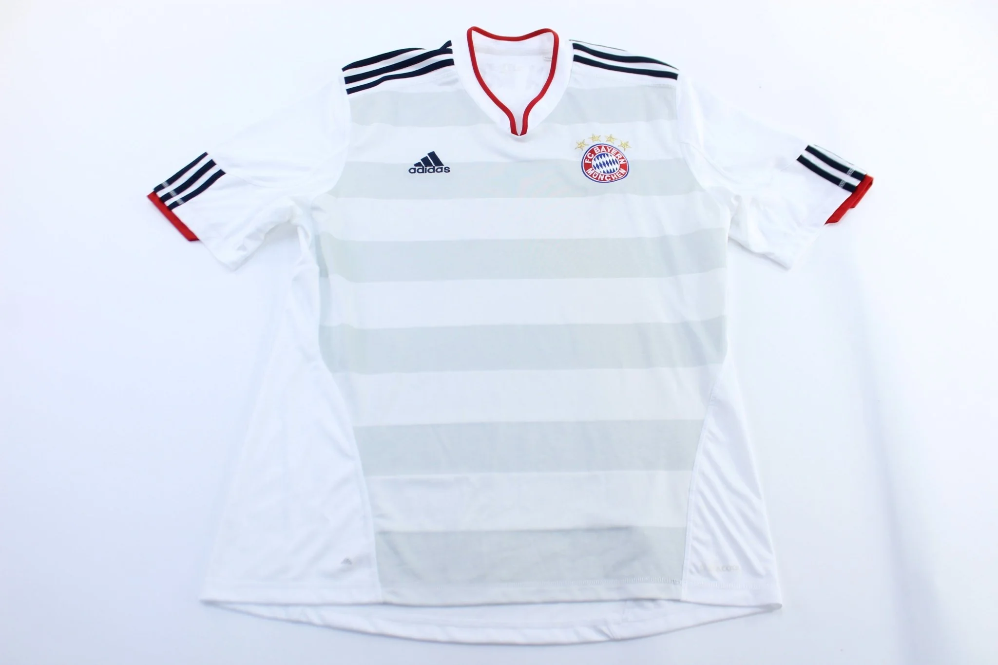Adidas Embroidered Logo FC Bayern Munchen Soccer Jersey