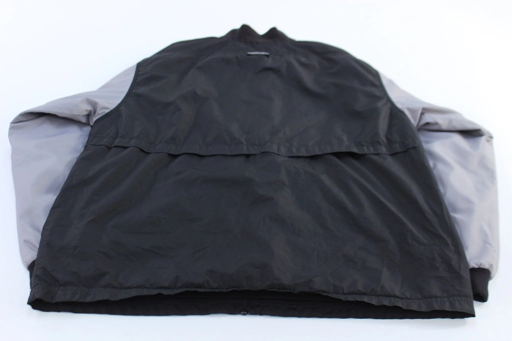 Adidas Embroidered Logo Grey & Black Striped Zip Up Jacket - Image 2