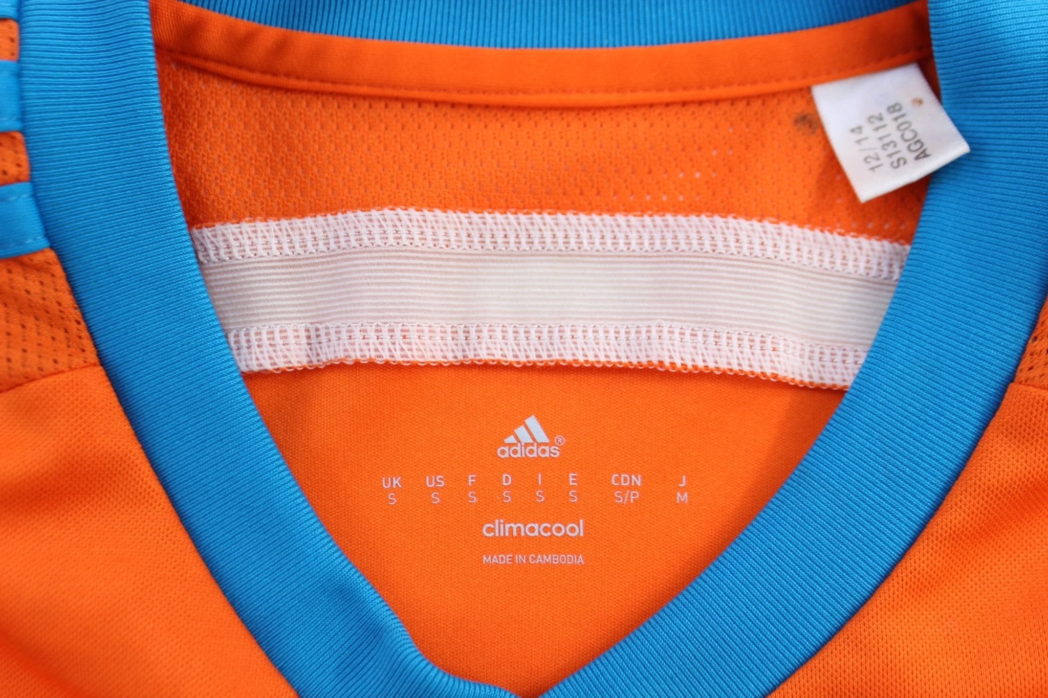 Adidas Embroidered Logo Valencia C.F. Francisco Paco Alcacer #9 Soccer Jersey - Image 3