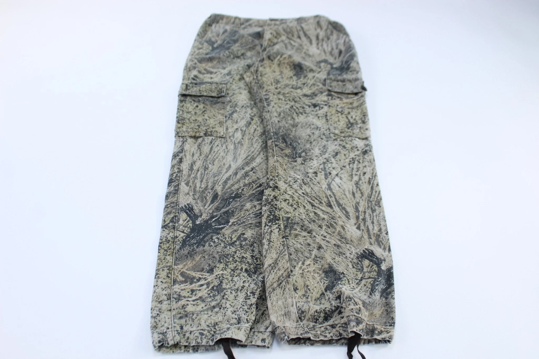 Cabela's Camo Cargo Pants - Image 2