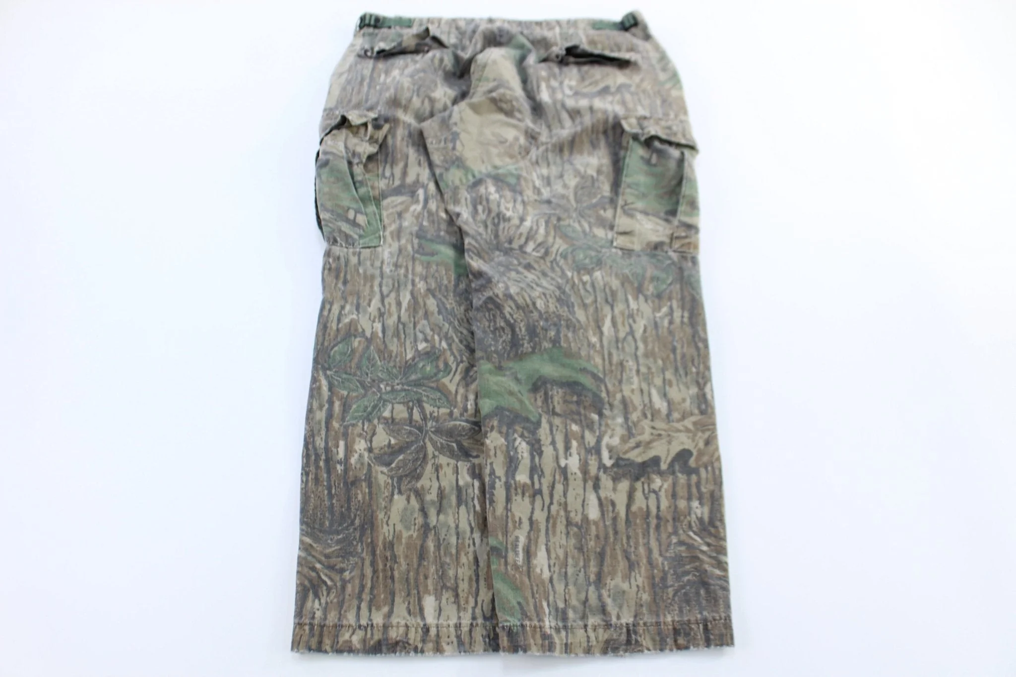 Camco Real Tree Camo Cargo Pants - Image 2