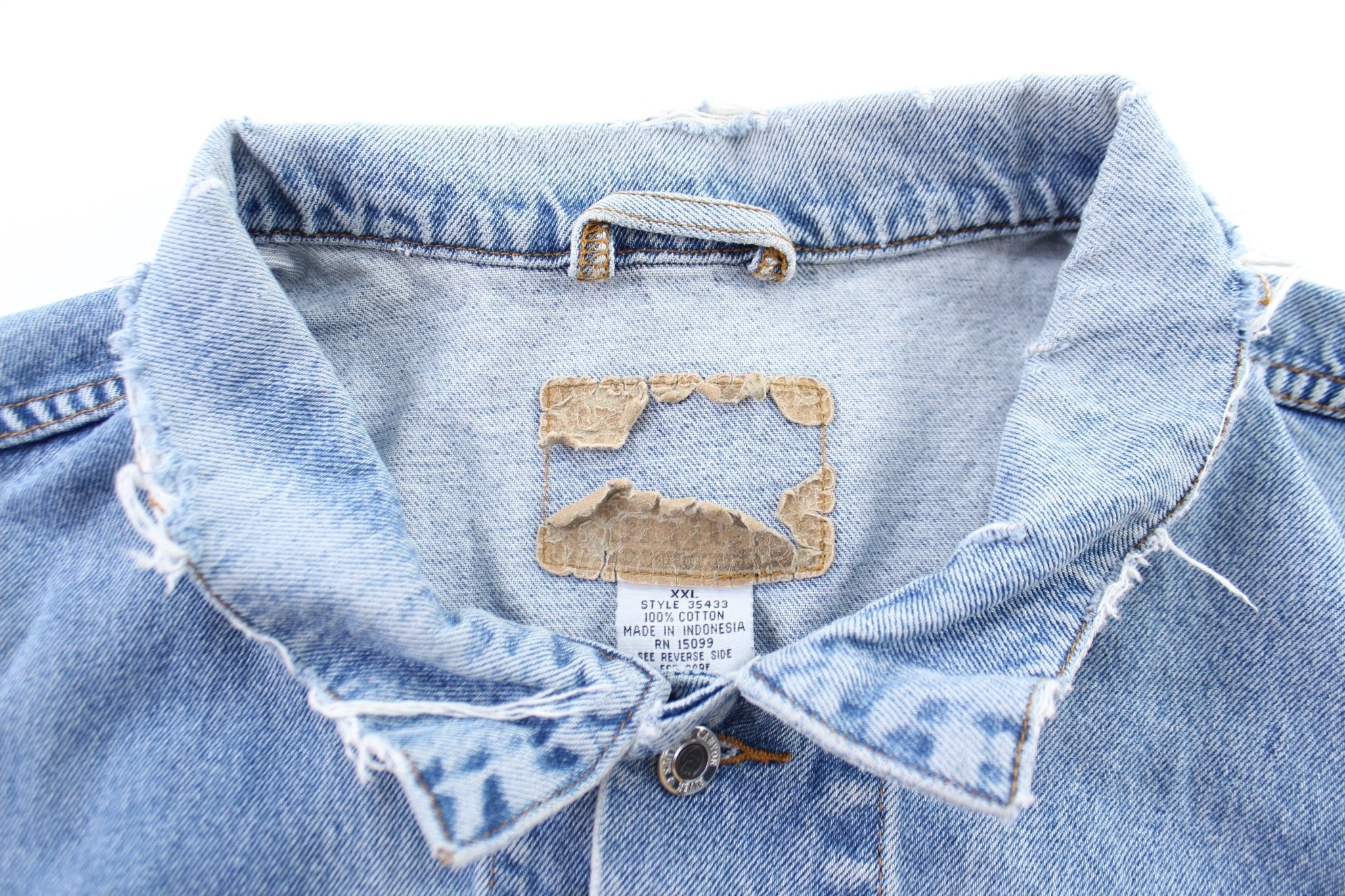 Canyon River Blues Light Wash Denim Jacket - Image 3