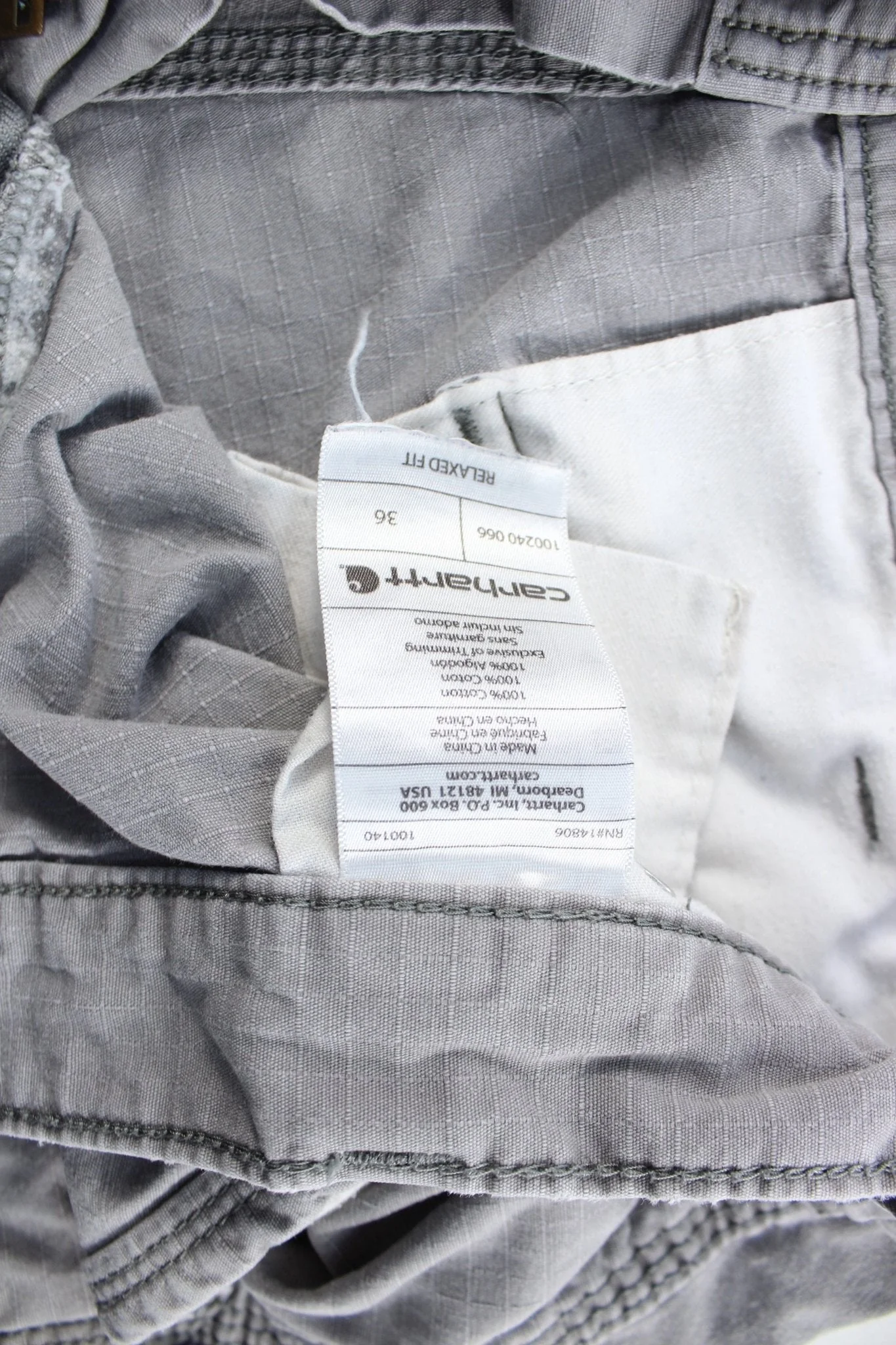 Carhartt Logo Patch Grey Cargo Shorts - Image 3