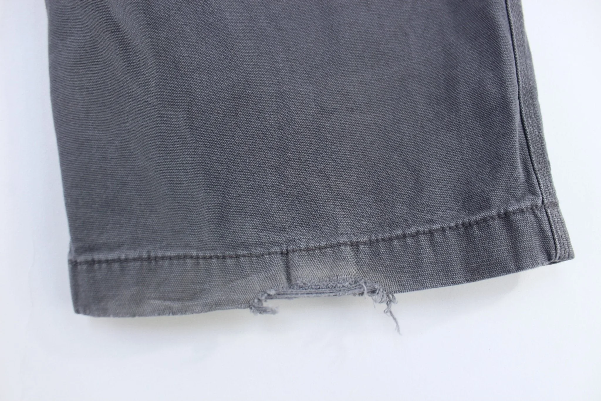 Carhartt Logo Patch Grey Pants - Image 3