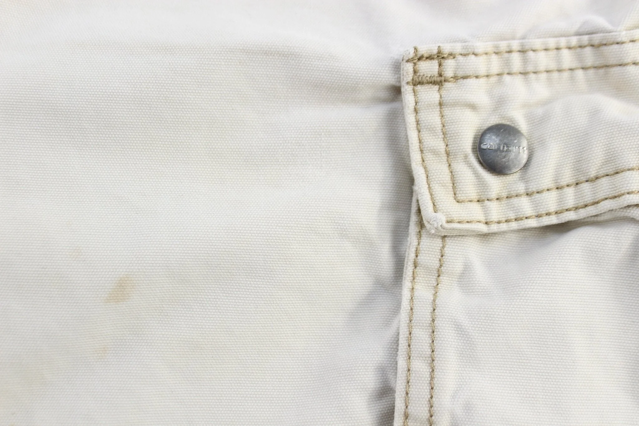 Carhartt logo Patch Tan Cargo Shorts - Image 3