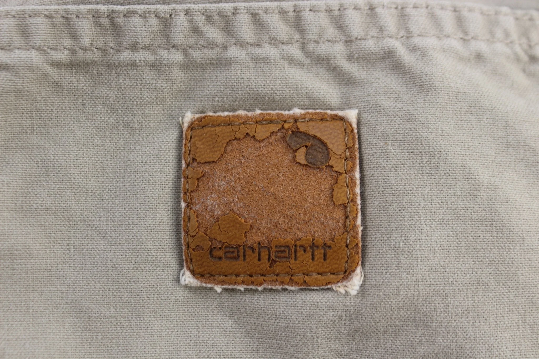 Carhartt Logo Patch Tan Shorts - Image 4