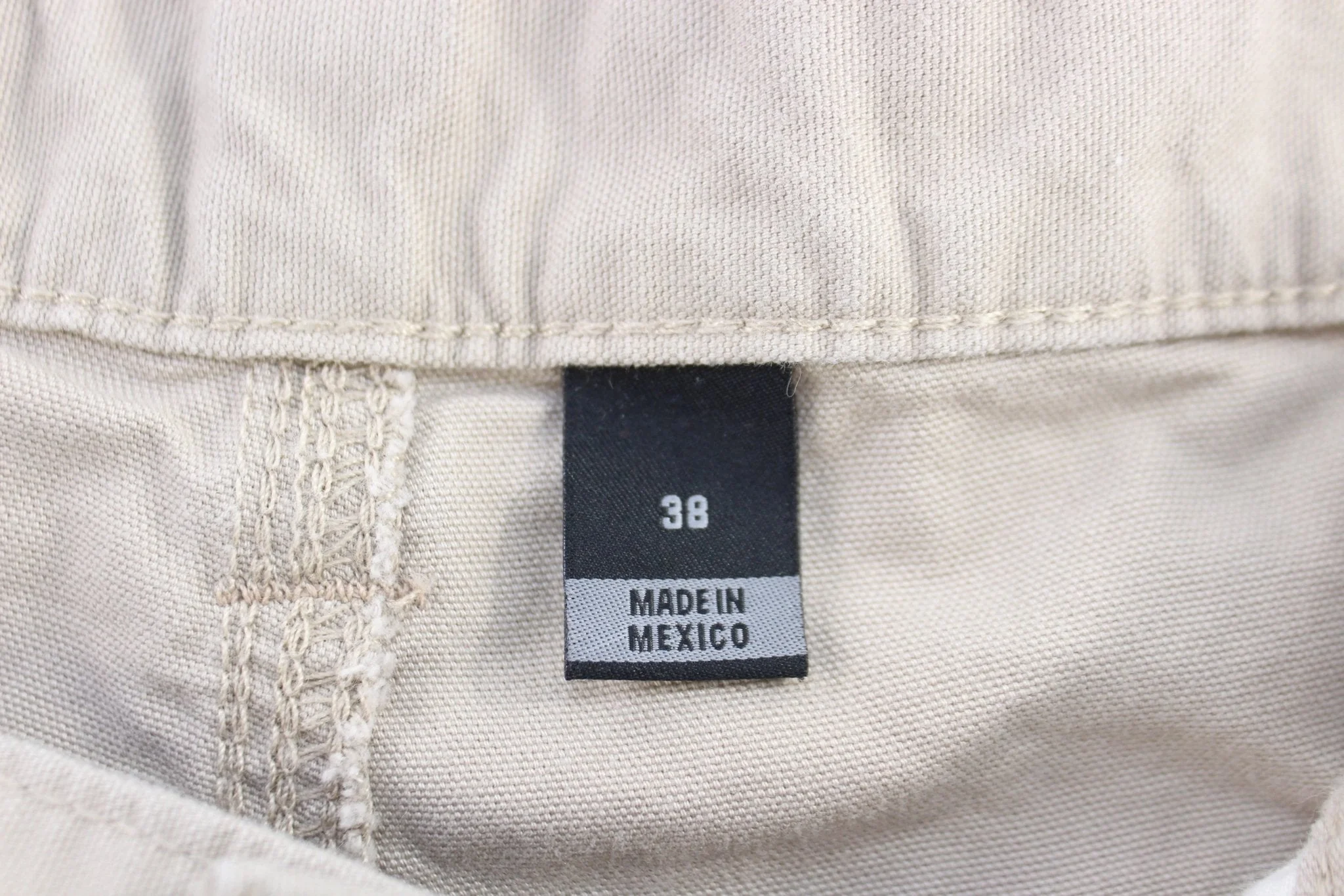 Carhartt Logo Patch Tan Shorts - Image 3