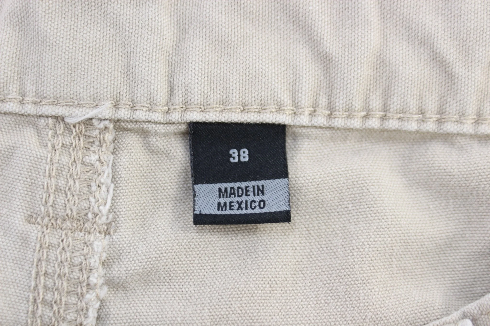 Carhartt Logo Patch Tan Shorts - Image 4