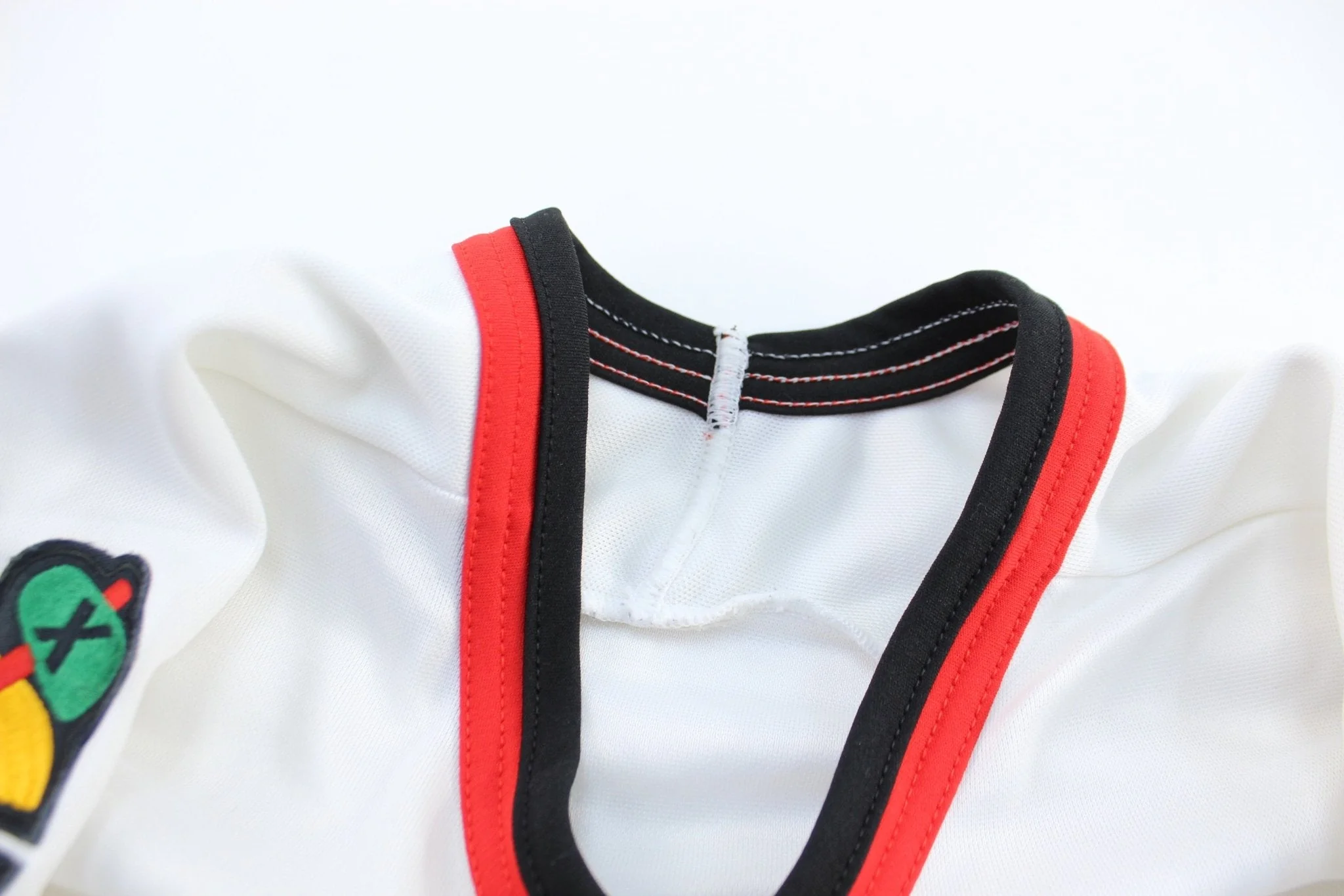 CCM Chicago Blackhawks Hockey Jersey - Image 3