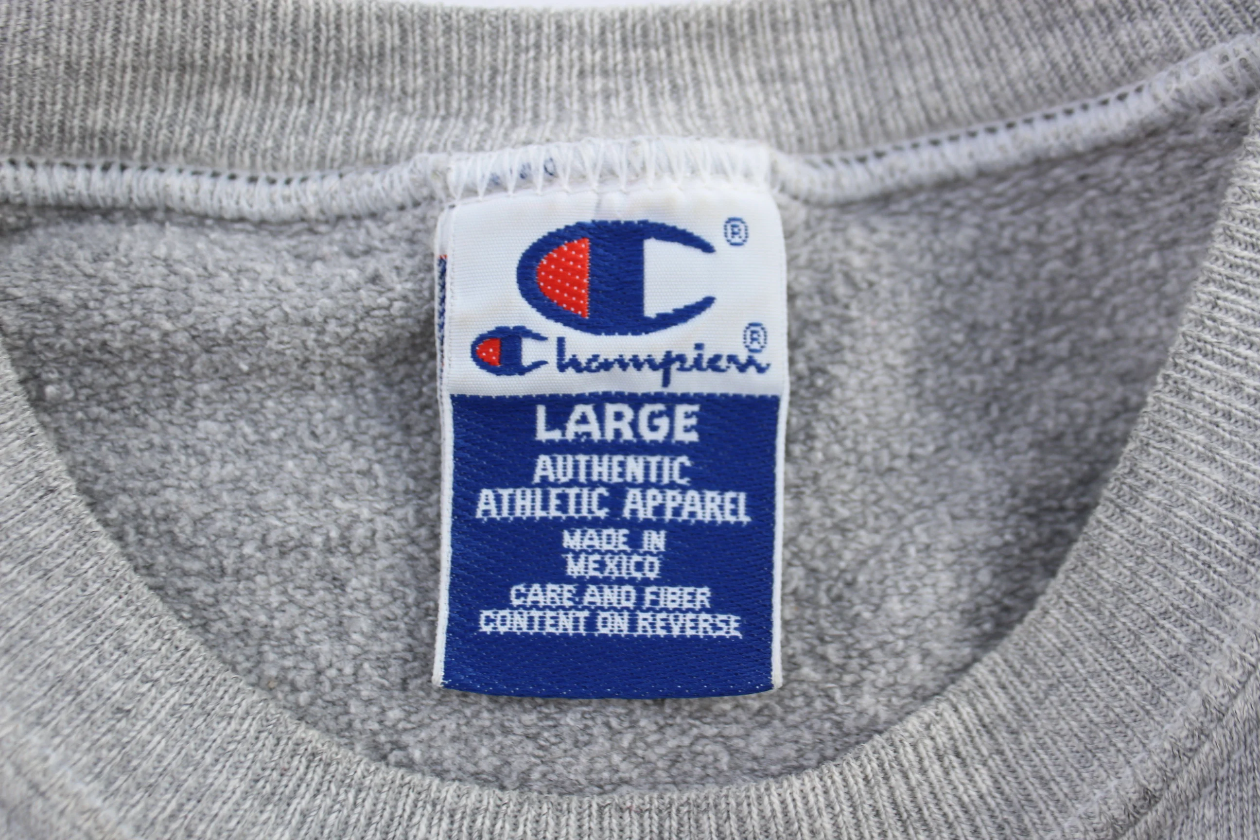 Champion University of Wisconsin Badgers Sweatshirt - Image 3