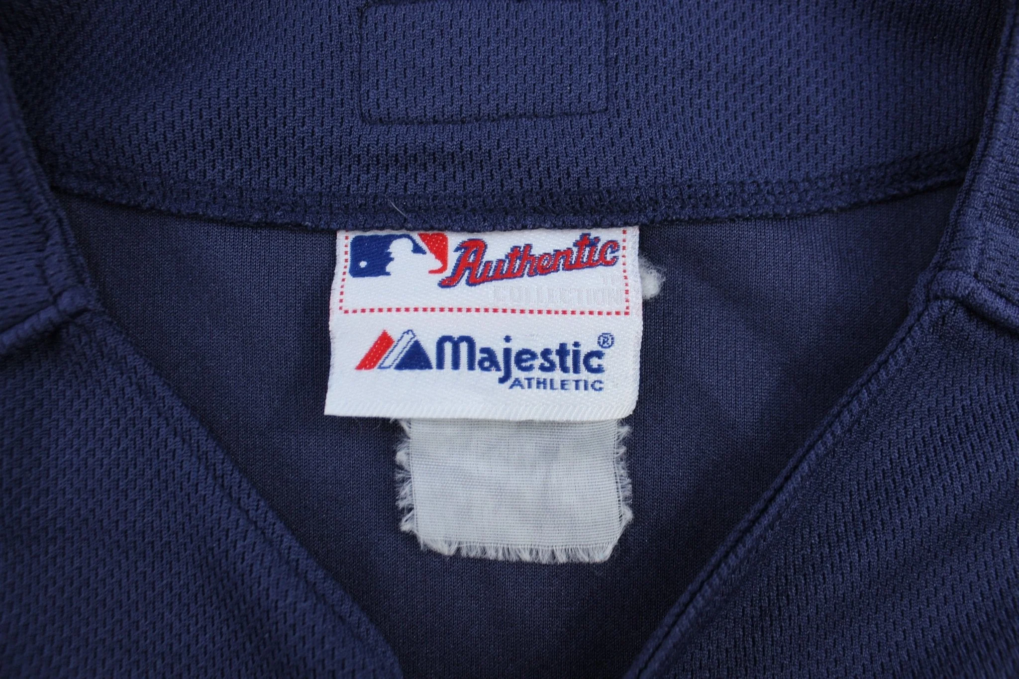 Chicago Cubs Baseball Embroidered Majestic Jersey - Image 3