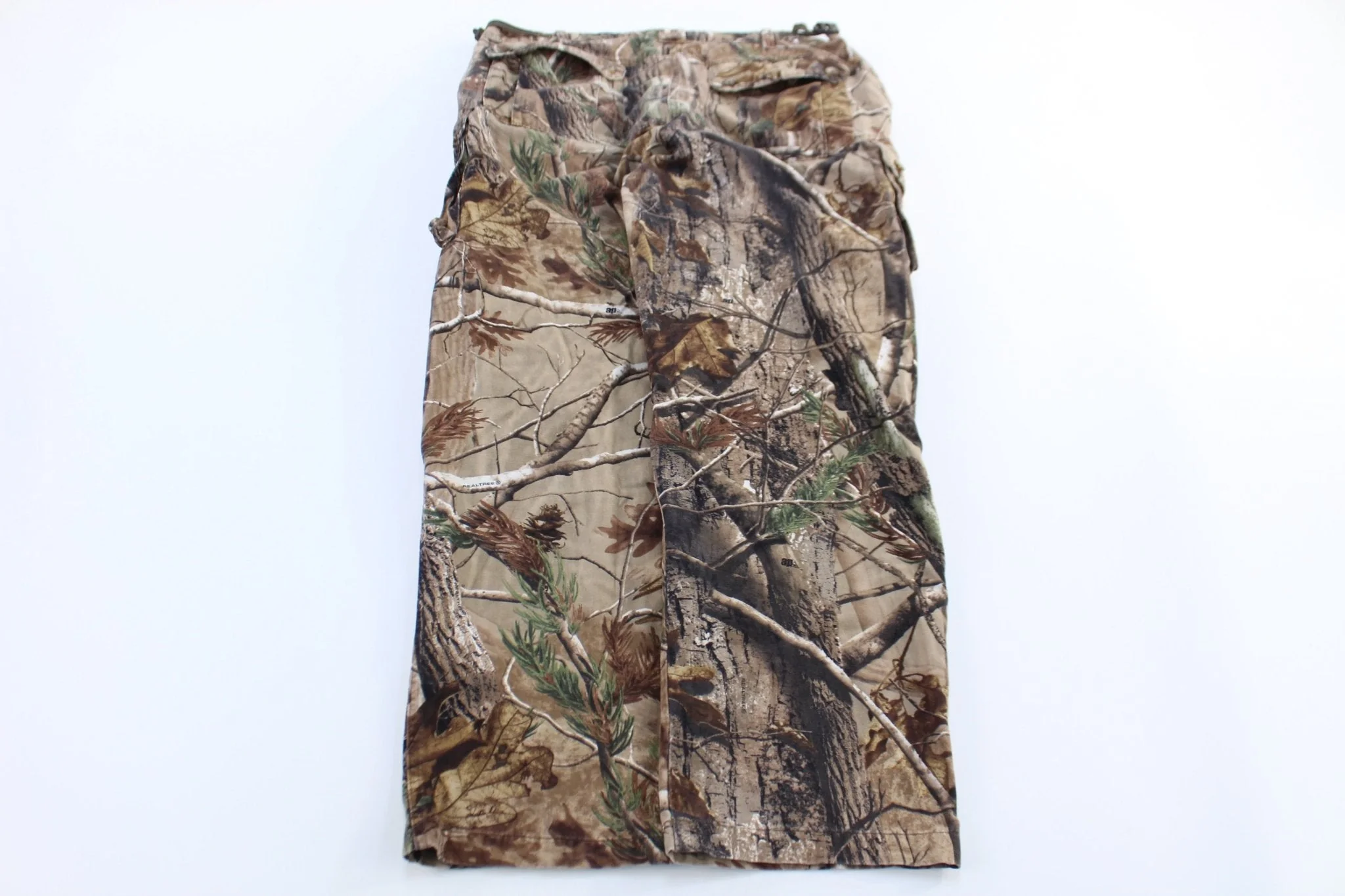 Game Winner Camo Cargo Pants - Image 2