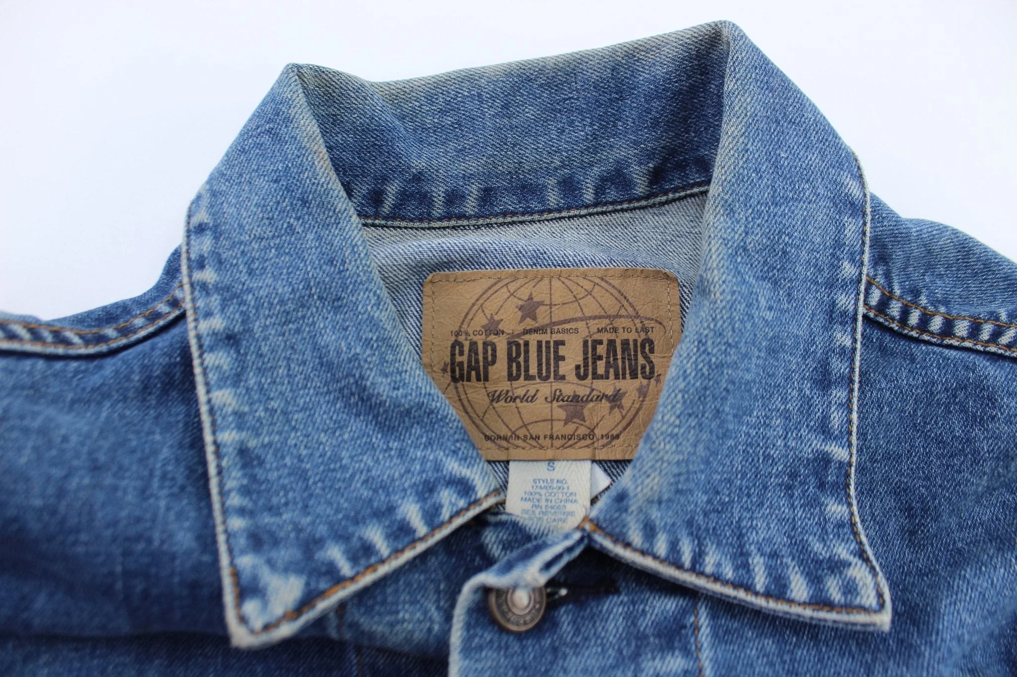 90’s Gap Blue Jeans Denim Jacket - Image 4
