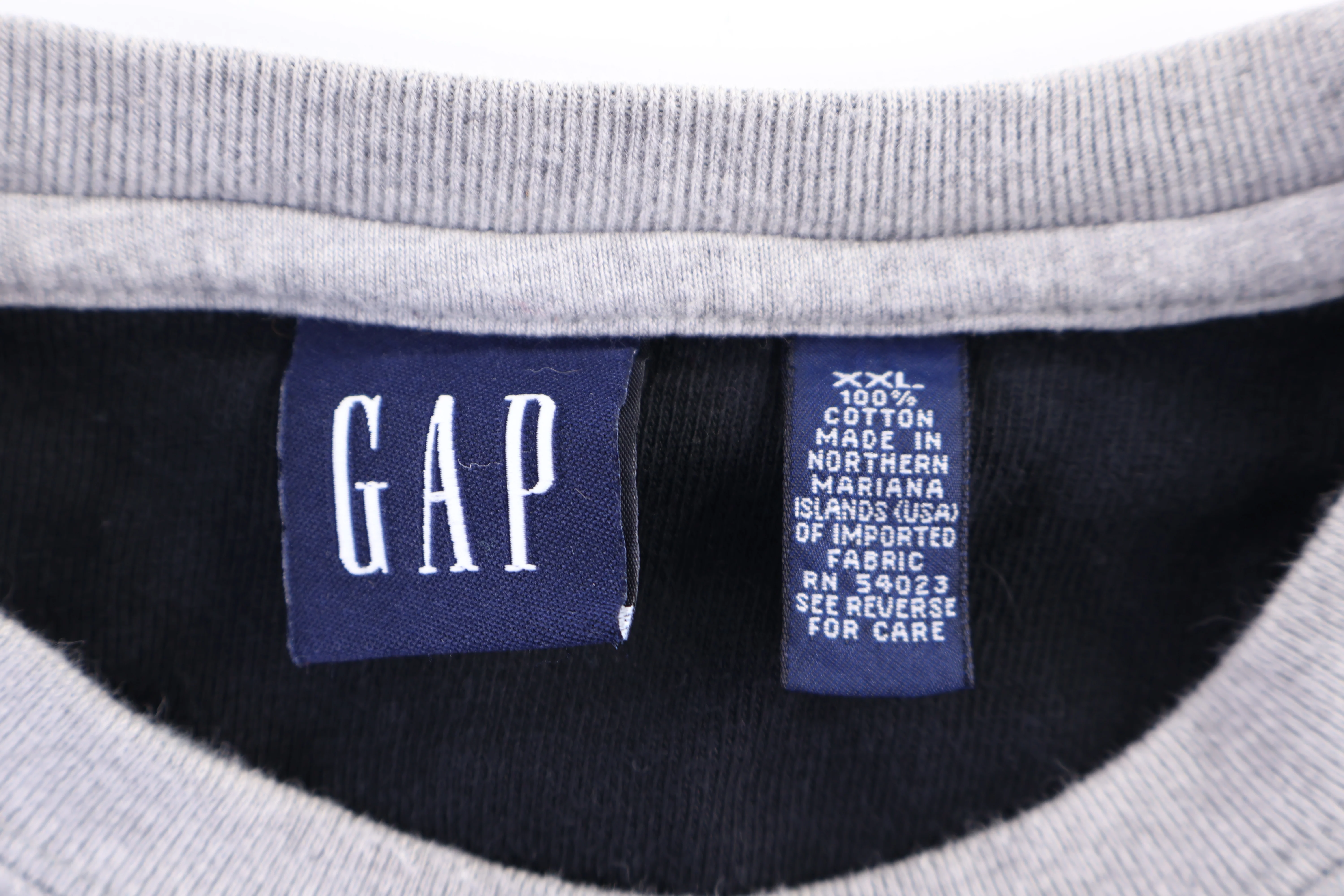GAP Grey & Black LS T-shirt - Image 3
