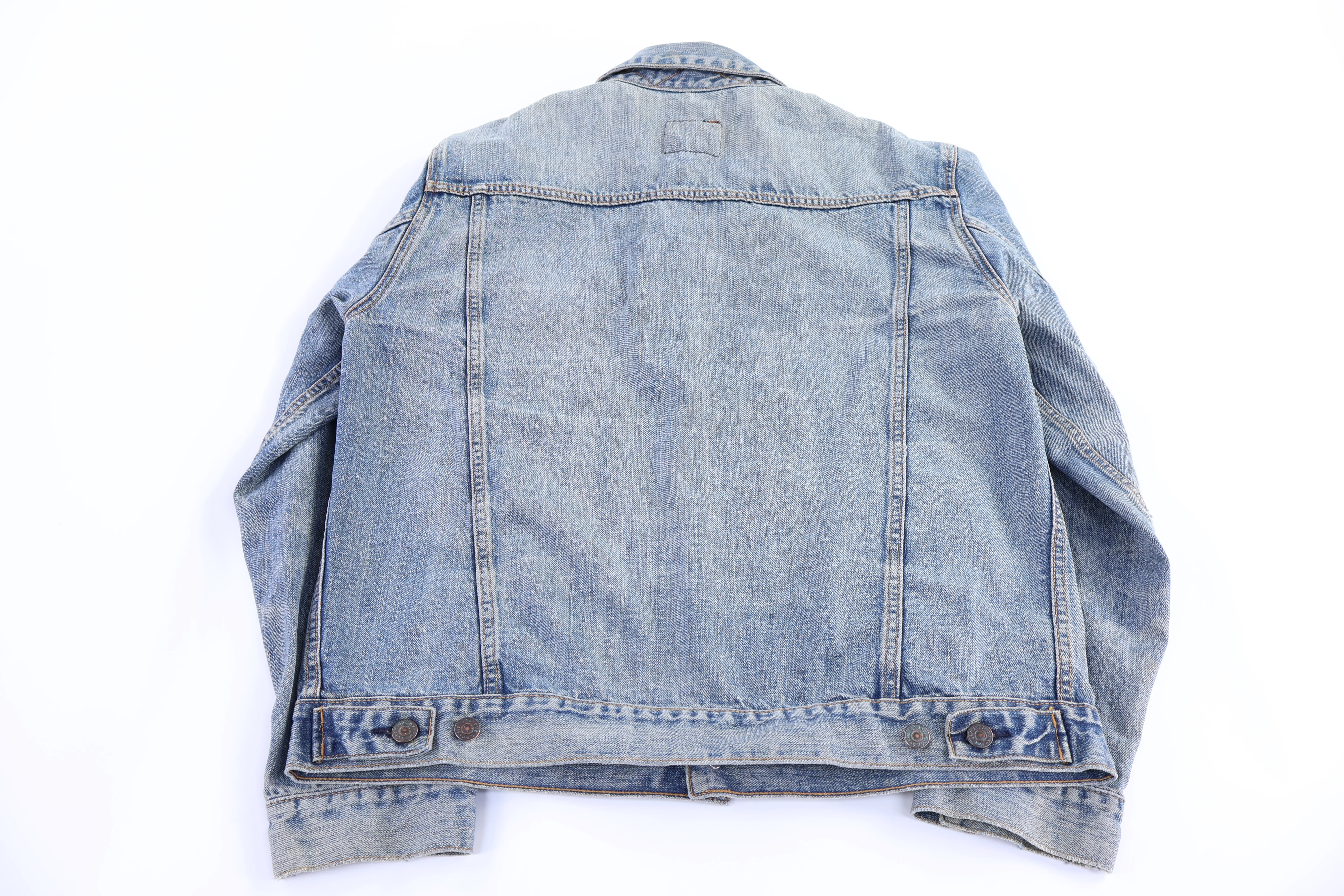 GAP Light Wash Denim Jacket - Image 2