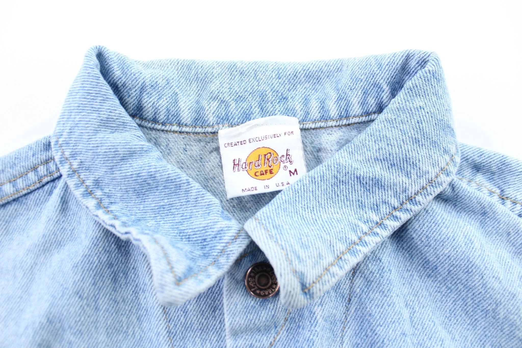 Hard Rock Cafe Embroidered Newport Beach Light Wash Denim Jacket - Image 3