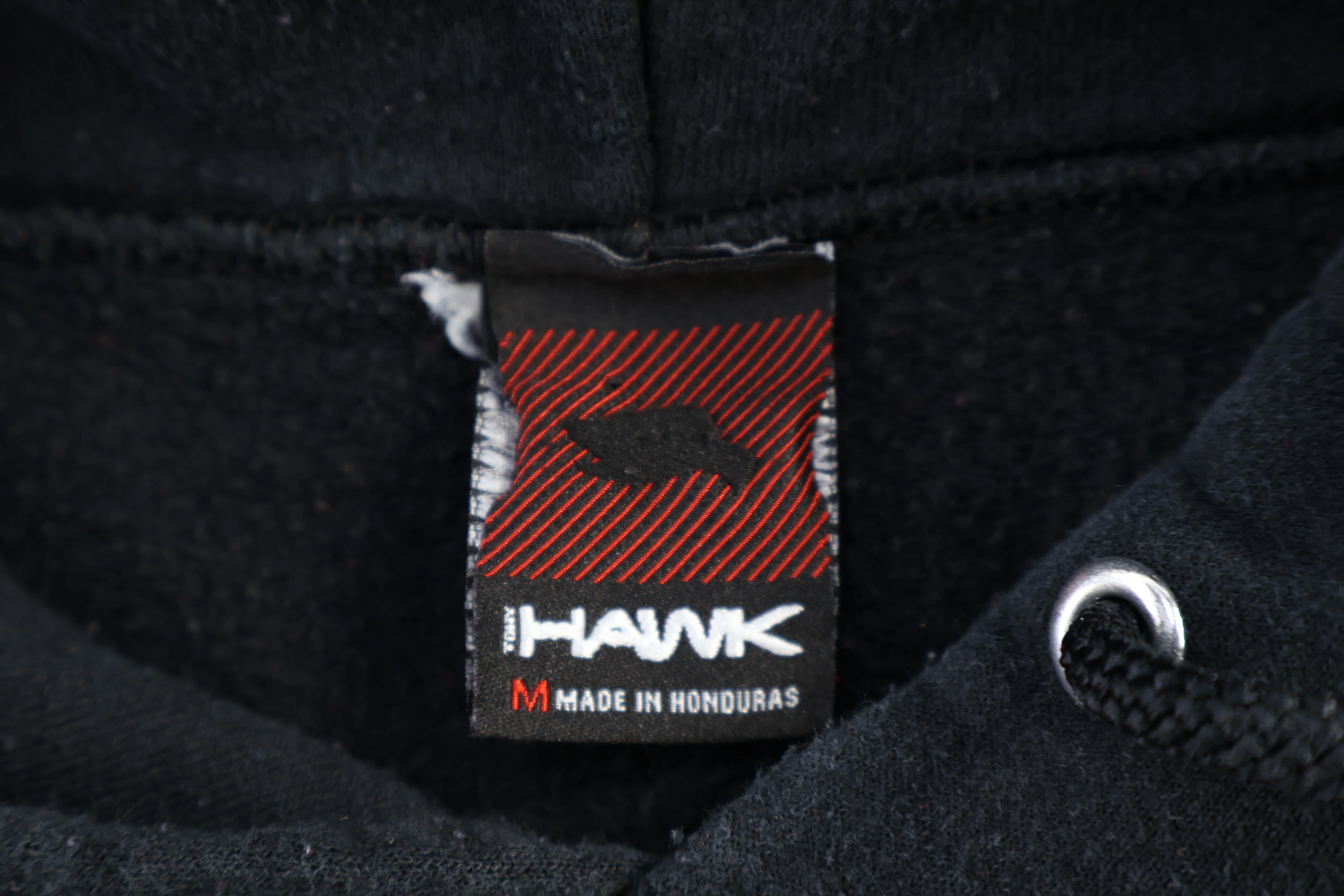 Hawk American Flag Graphic Pullover Hoodie - Image 3