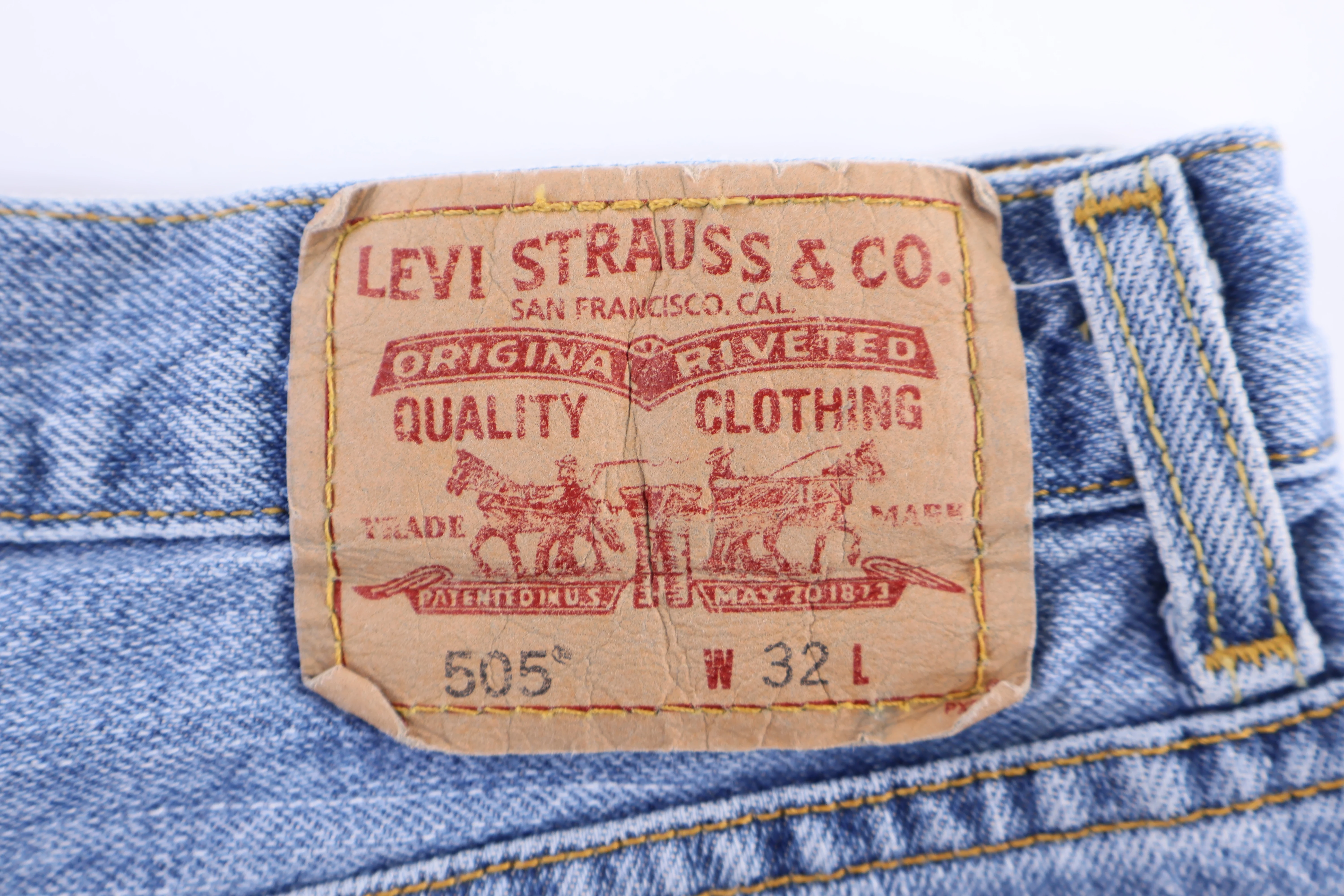 Levi's 505 Medium Wash Denim shorts - Image 3
