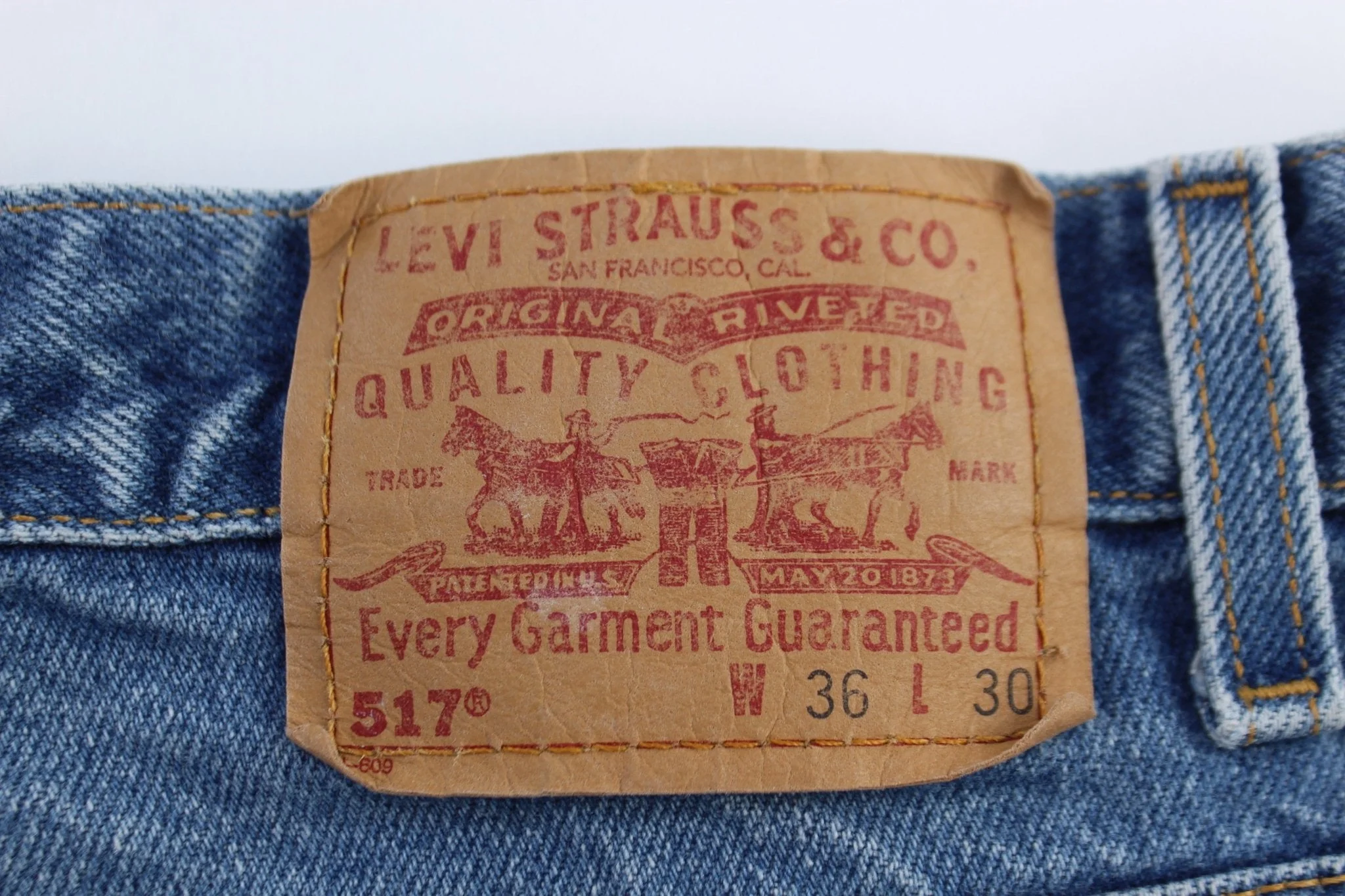 Levi's 517 Light Wash Denim Jeans - Image 3