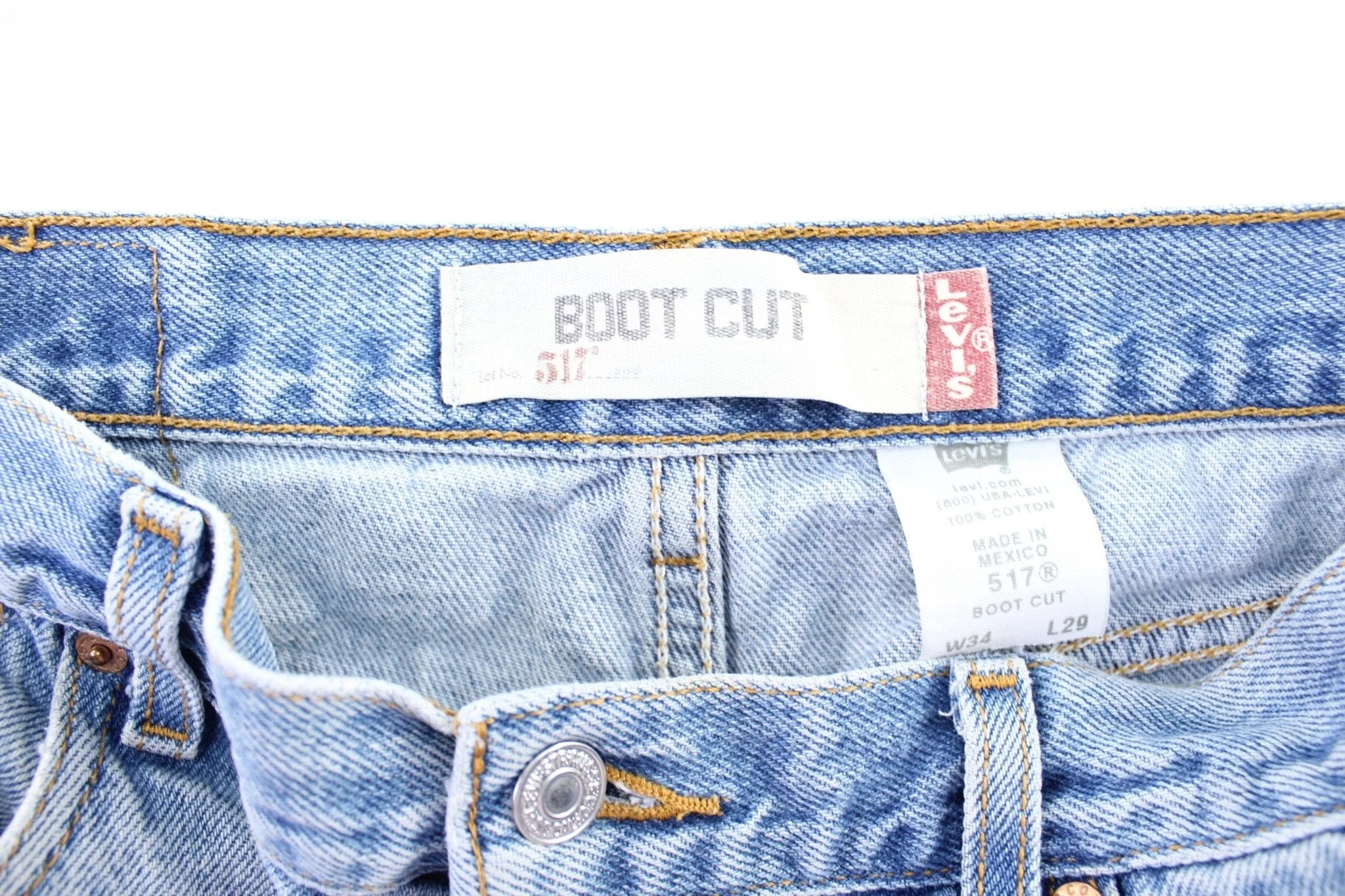Levi's 517 Light Wash Denim Shorts - Image 4