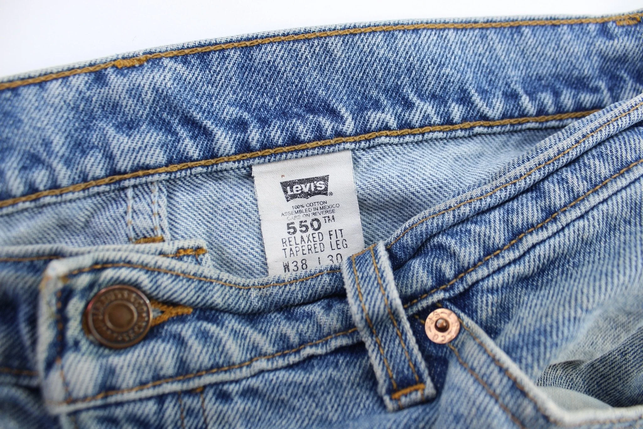 Levi's 550 Denim Jeans - Image 3