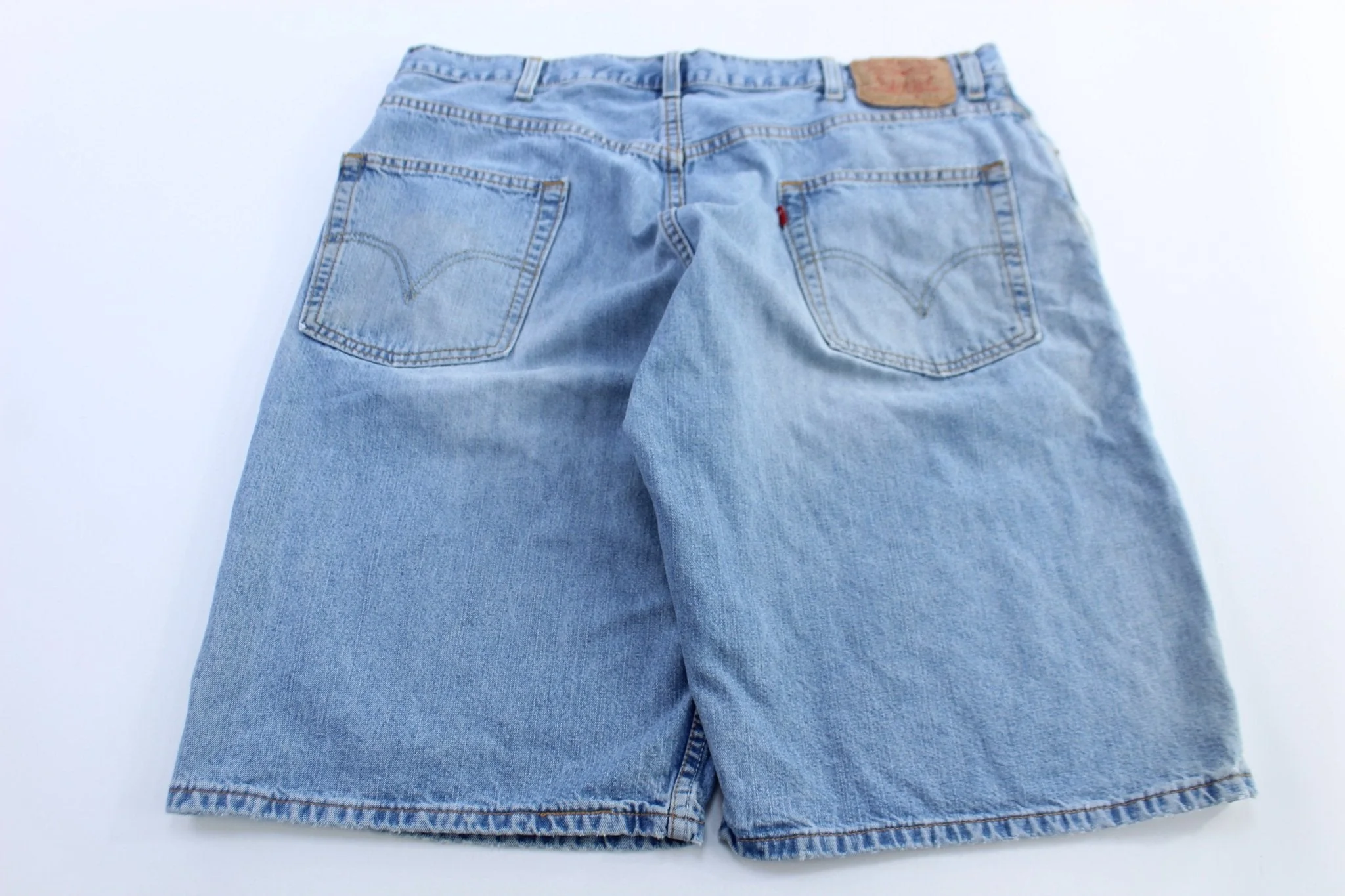 Levi's 569 Light Wash Denim Shorts - Image 2
