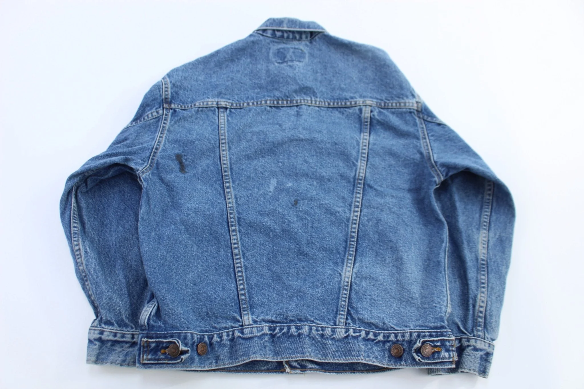 Levi's Dark Wash Denim Trucker Jacket - Image 2