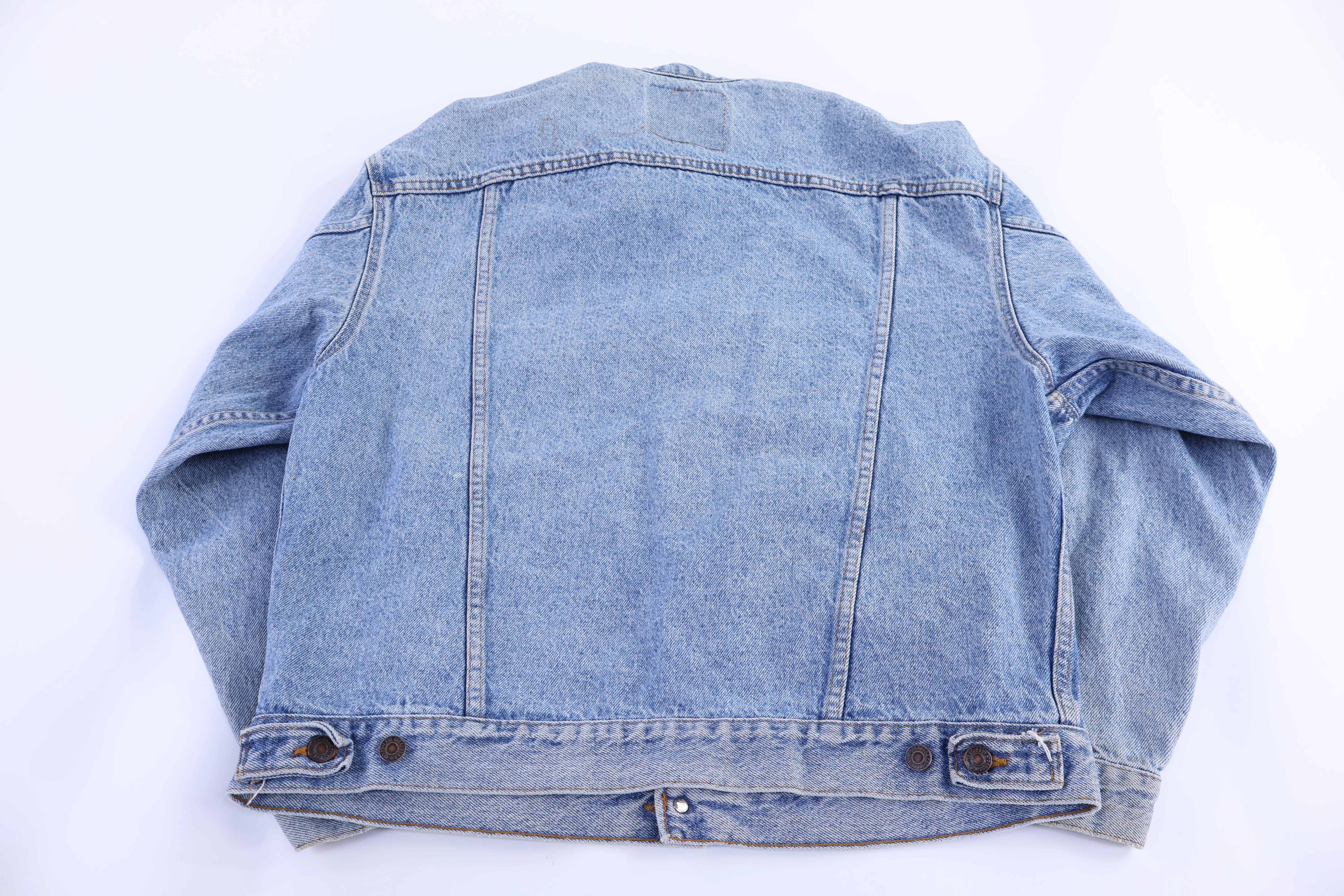 Levi's Medium Wash Jacket - Image 2