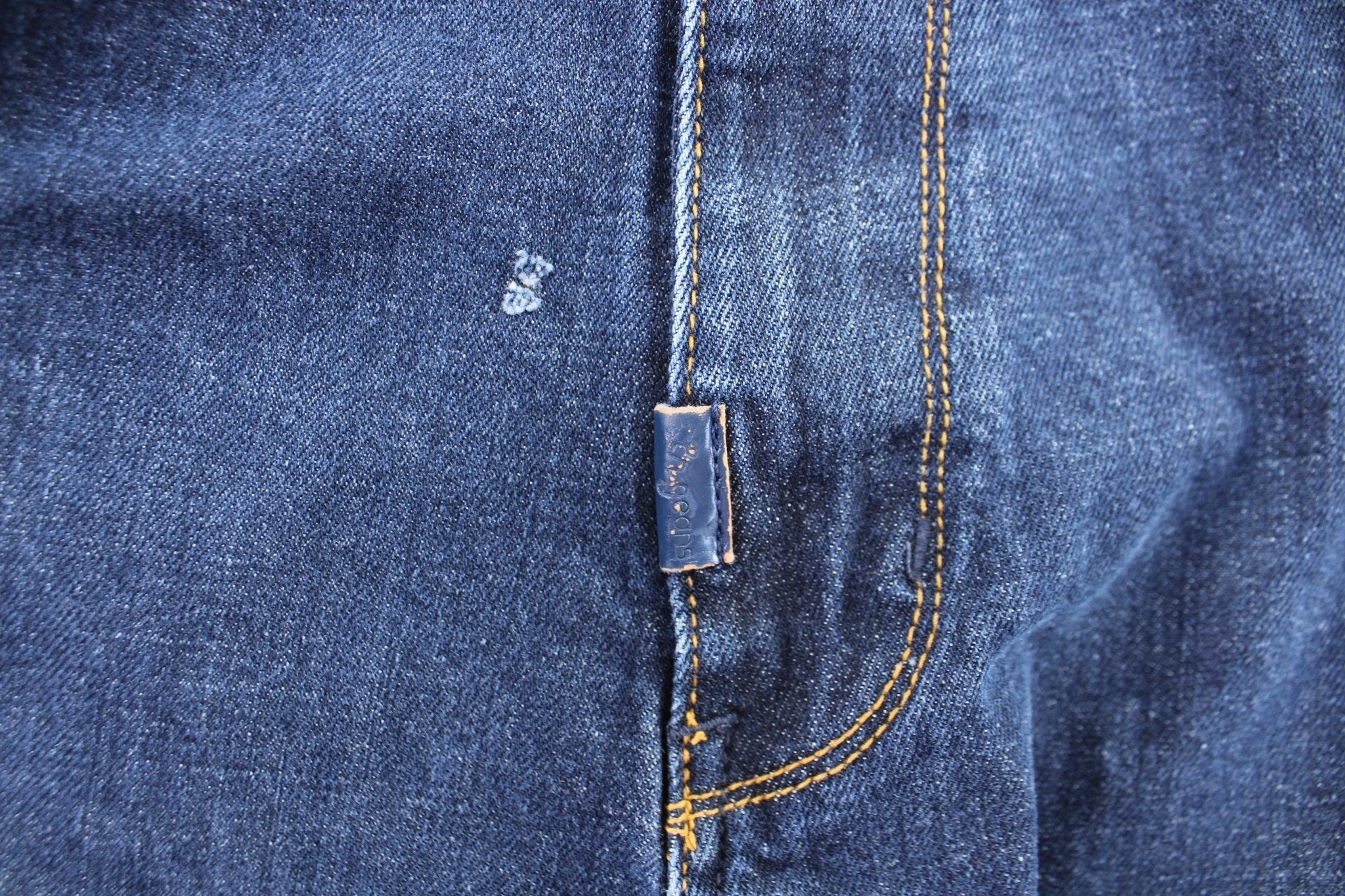 LN Jeans Dark Navy Denim Shorts - Image 4