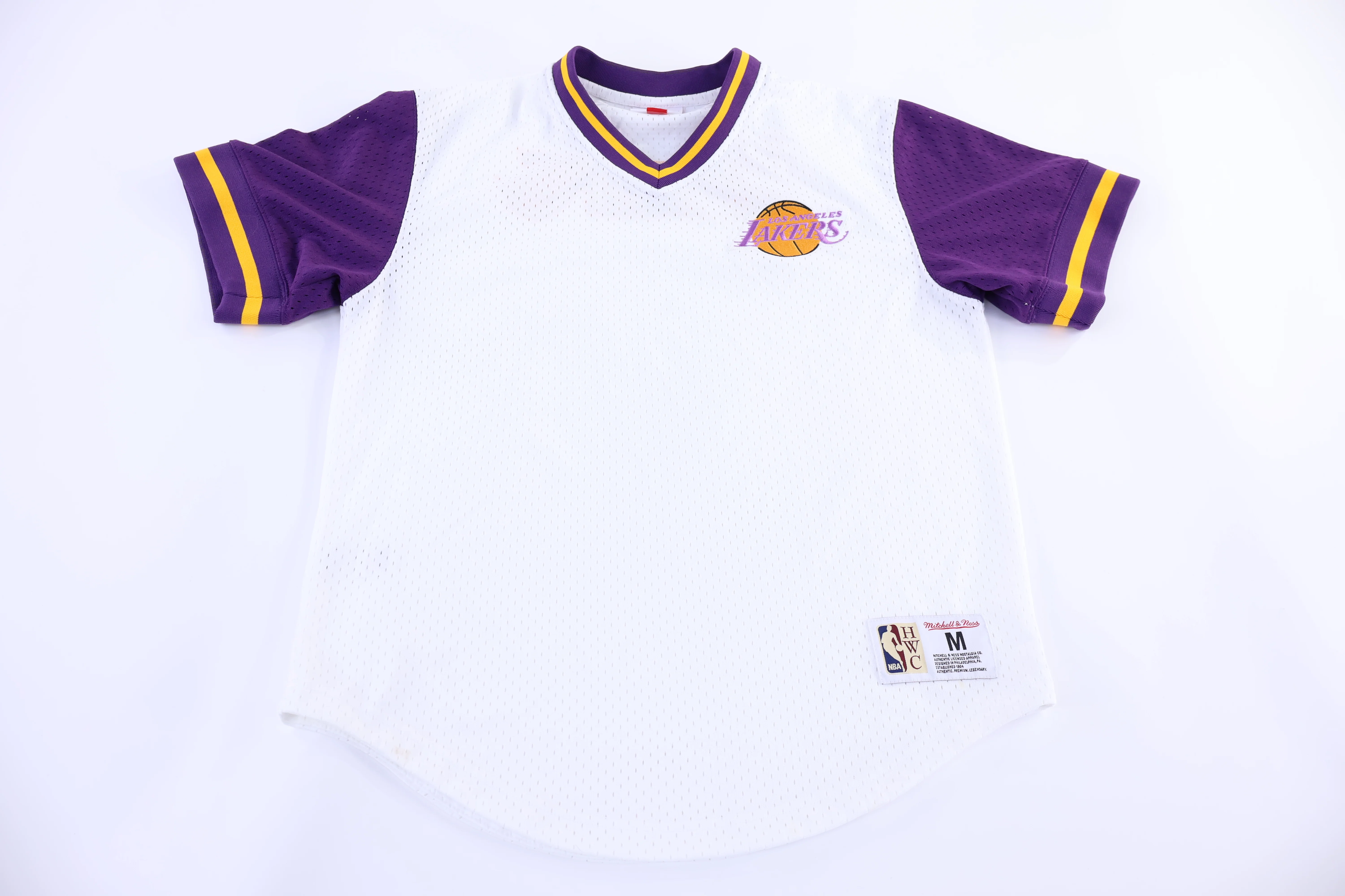 Mitchell & Ness Los Angeles Lakers Basketball Jersey - Image 2
