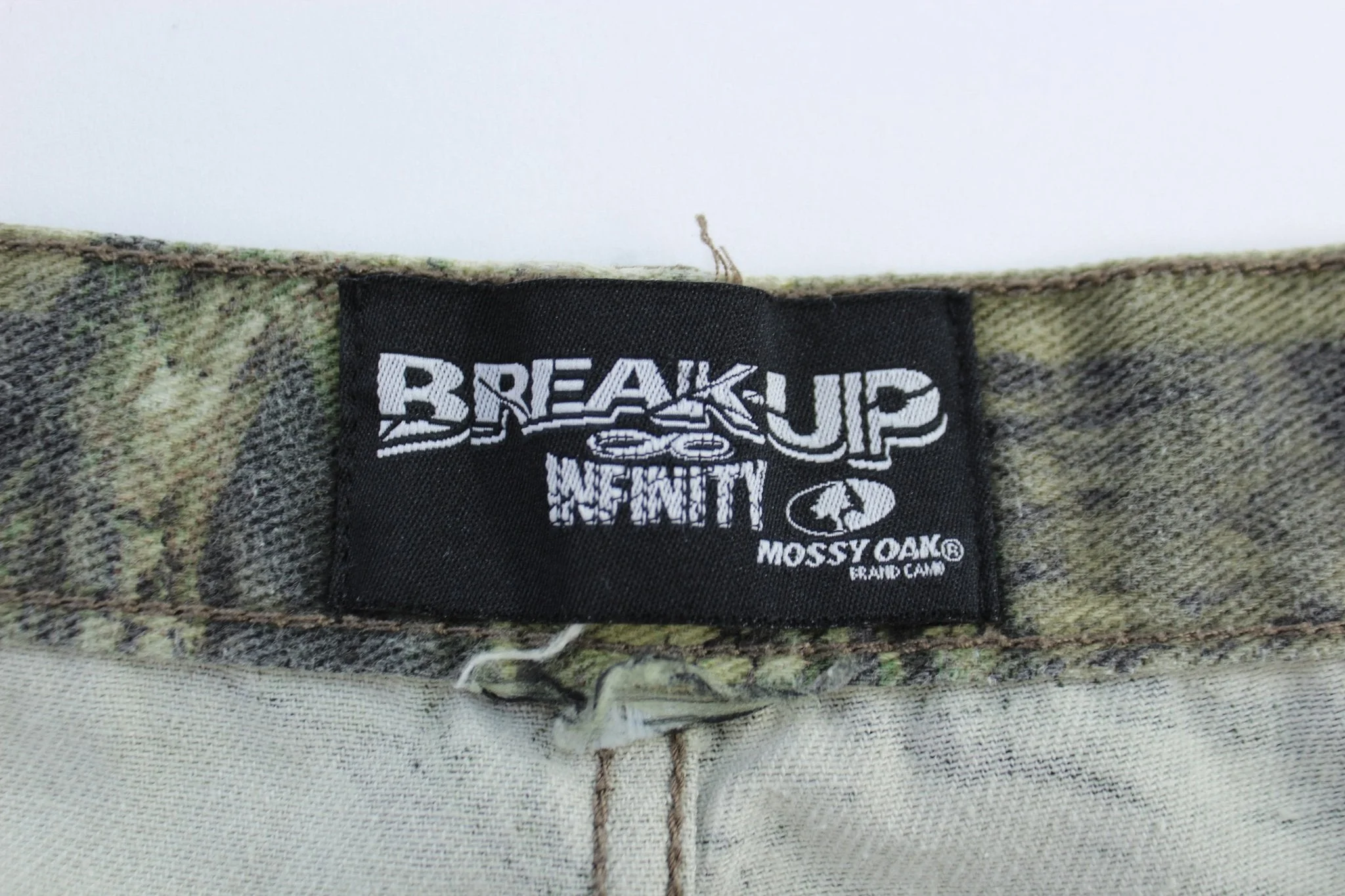 Mossy Oak Camo Cargo Pants - Image 4