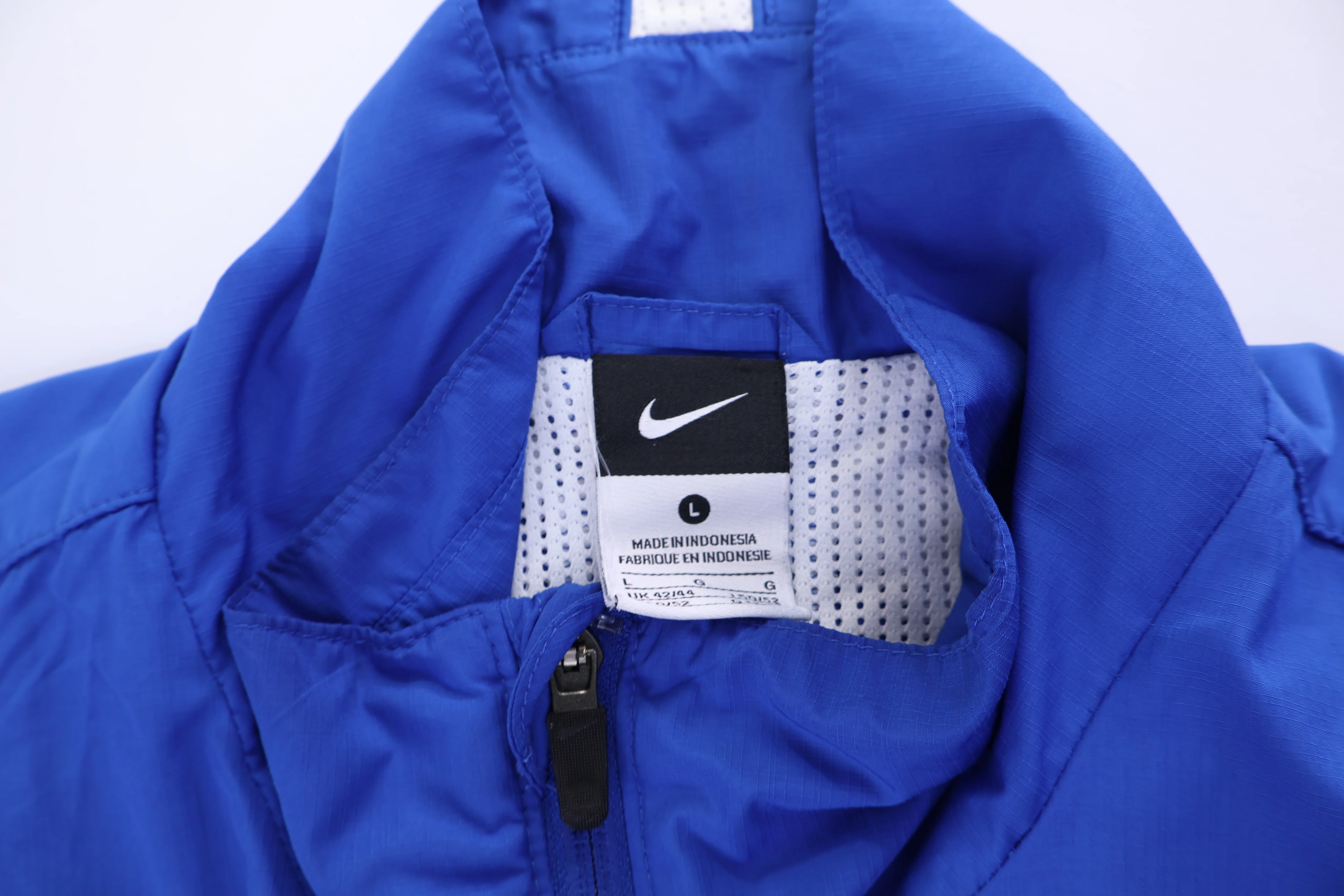 Nike Embroidered Logo Blue Full Zip Jacket - Image 3