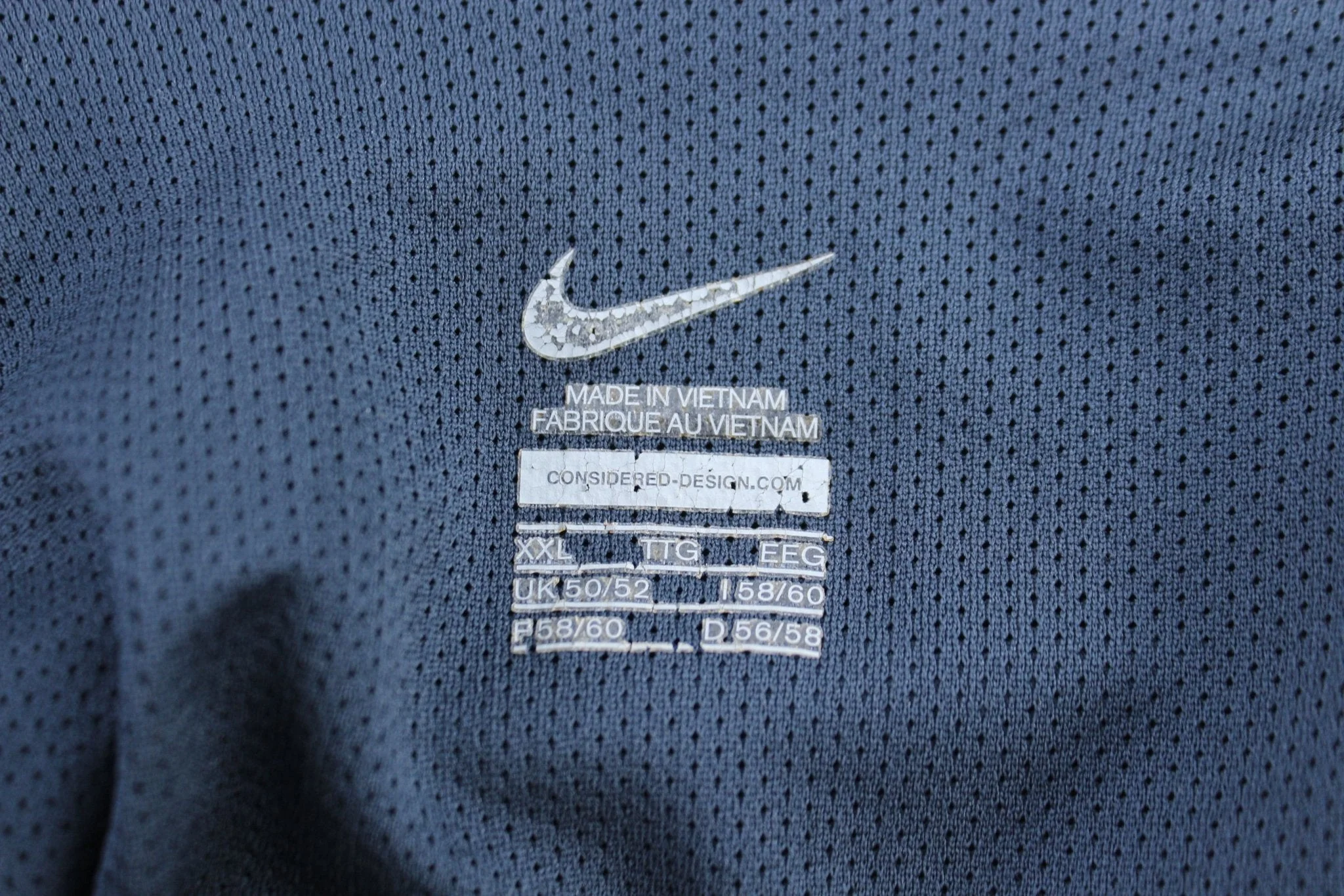 Nike Embroidered Logo Blue & Yellow Livestrong Half Zip Jacket - Image 3
