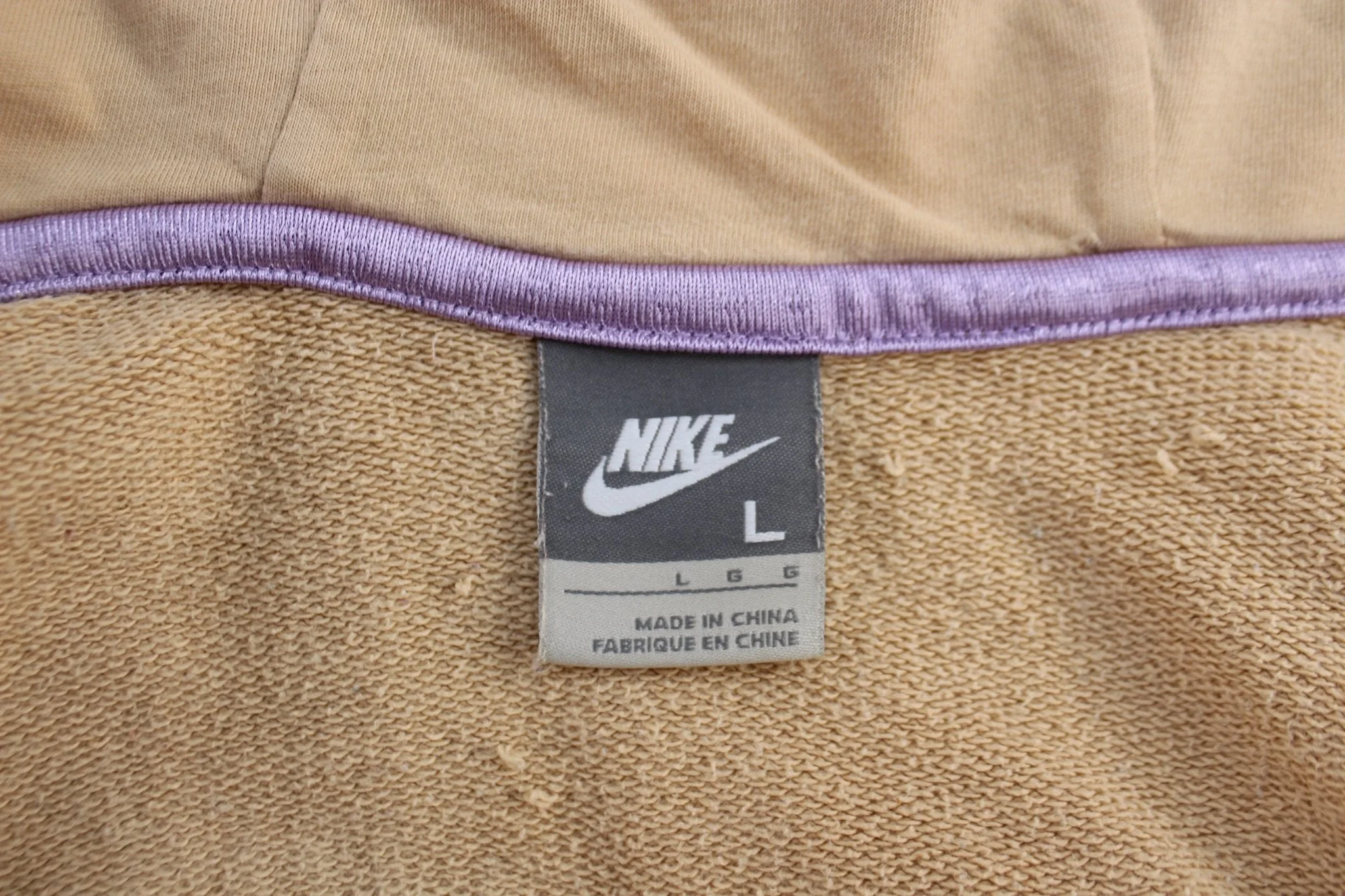 Nike Embroidered Logo Running Graphic Zip Up Hoodie - Image 3