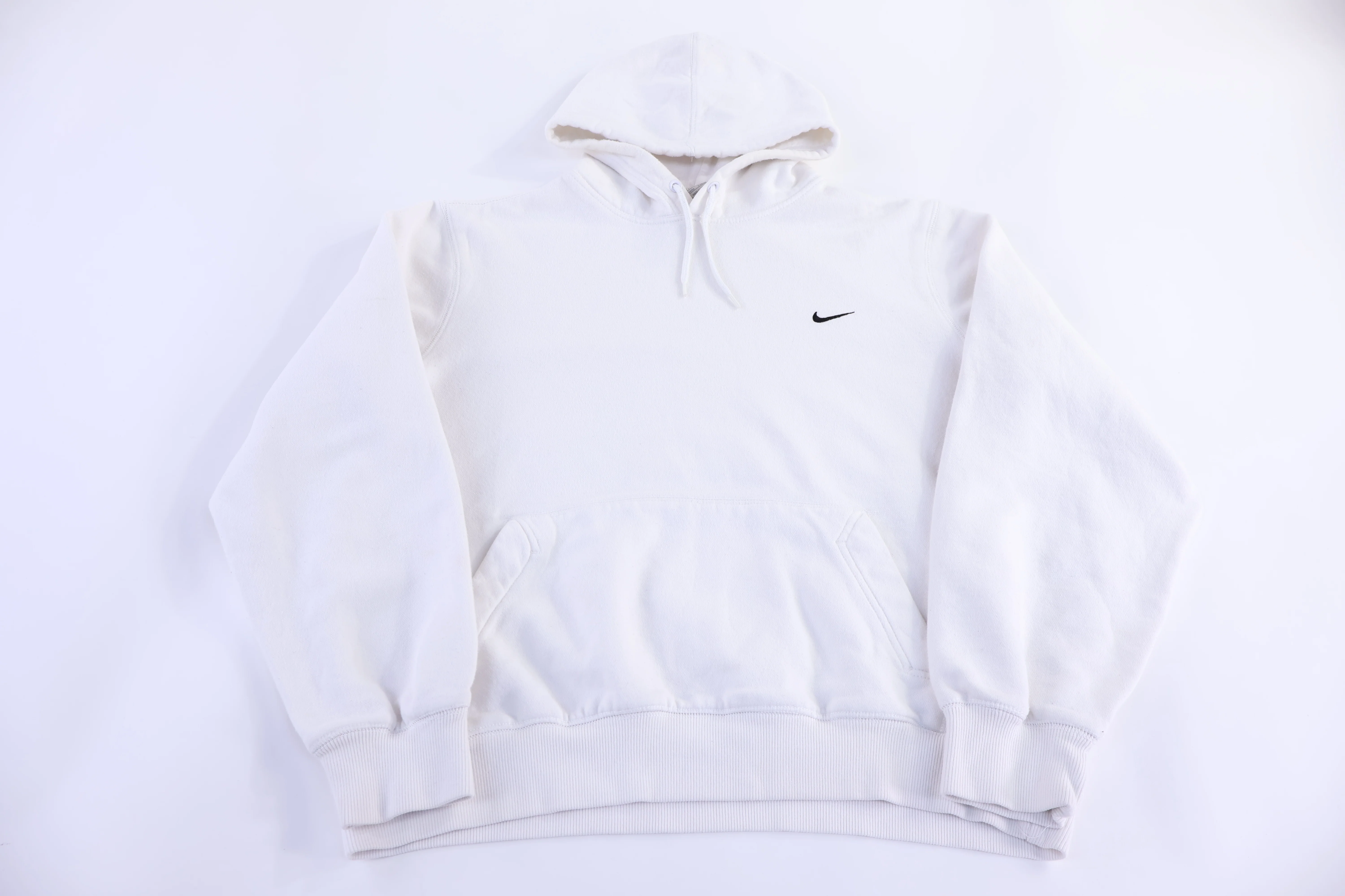 Nike Embroidered Logo White Pullover Hoodie