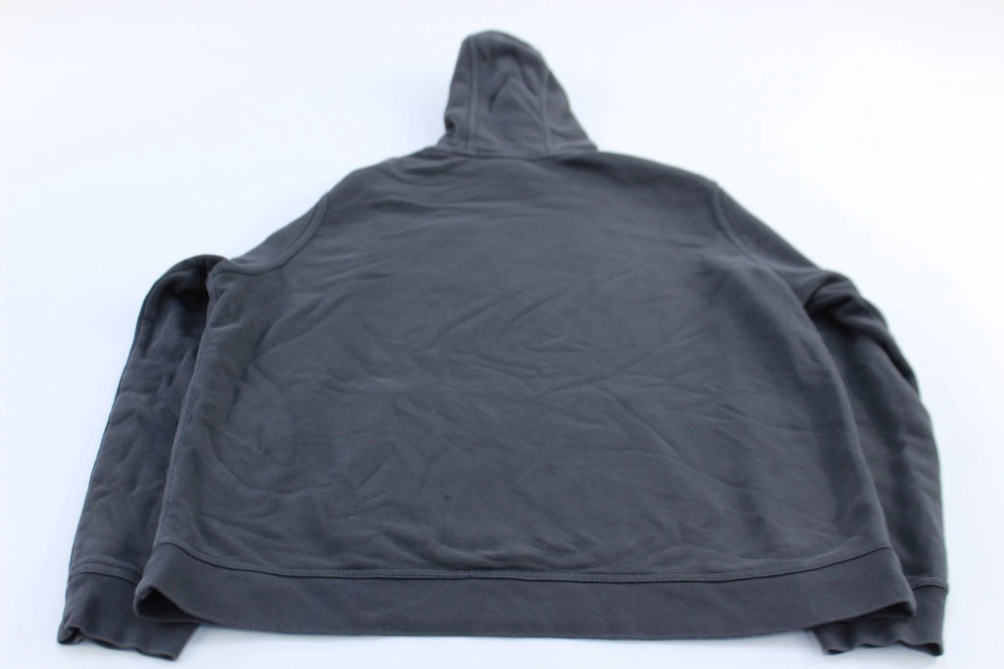 Nike Embroidered Spellout Logo Grey Pullover Hoodie - Image 2