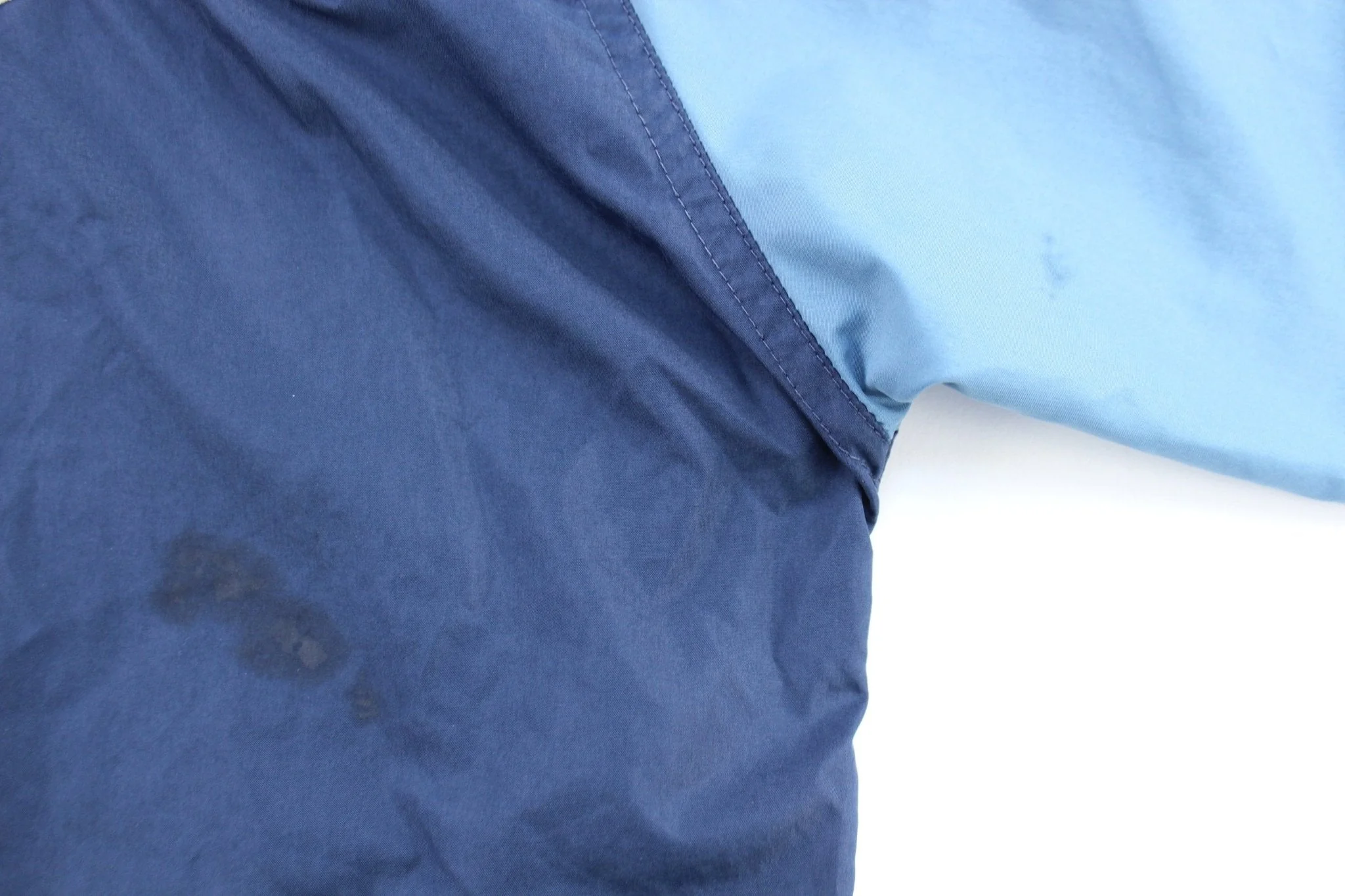 Nike Embroidered Swoosh Logo Blue Windbreaker Jacket - Image 4