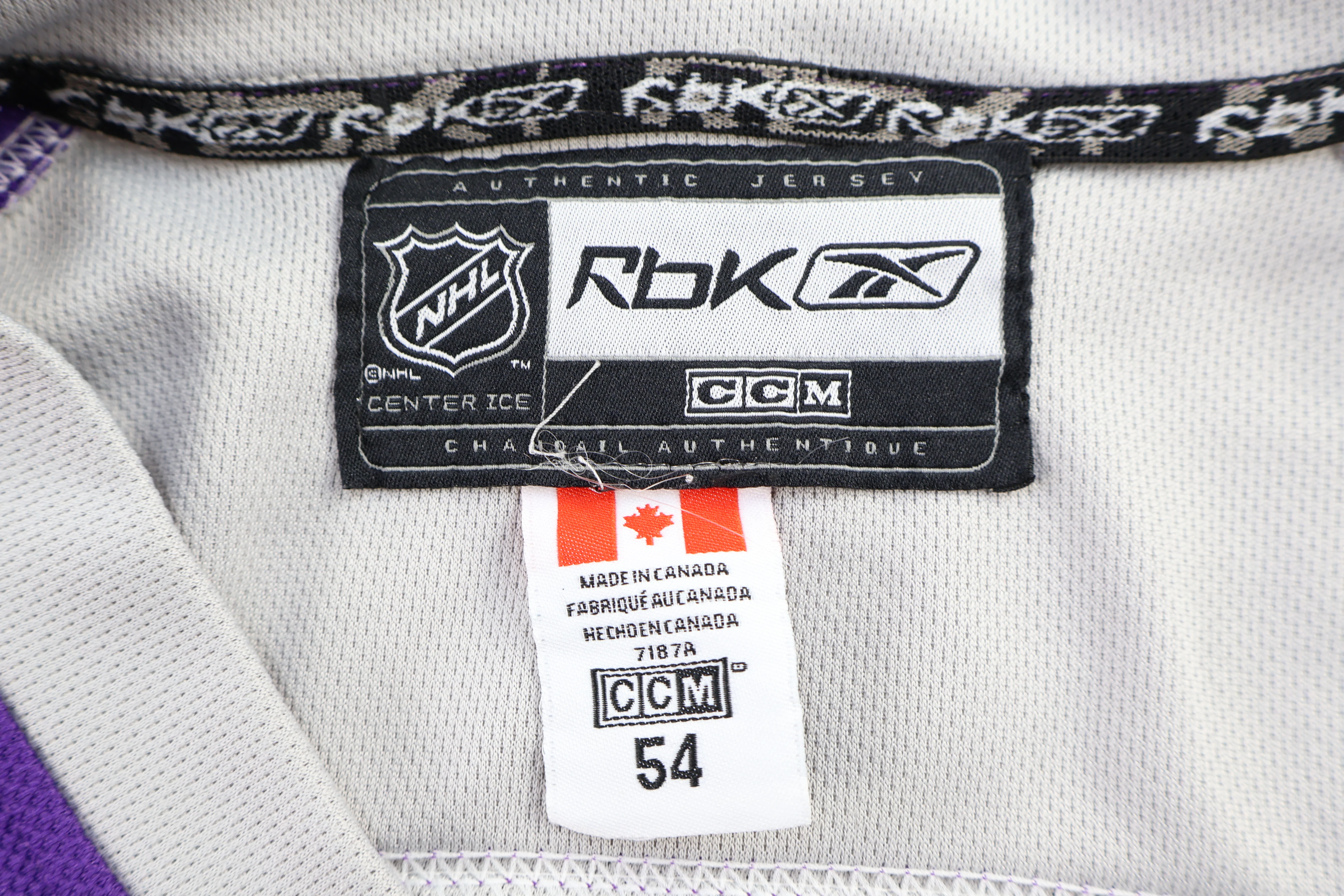 Patrick Sharp Chicago Blackhawks Hockey Jersey - Image 3